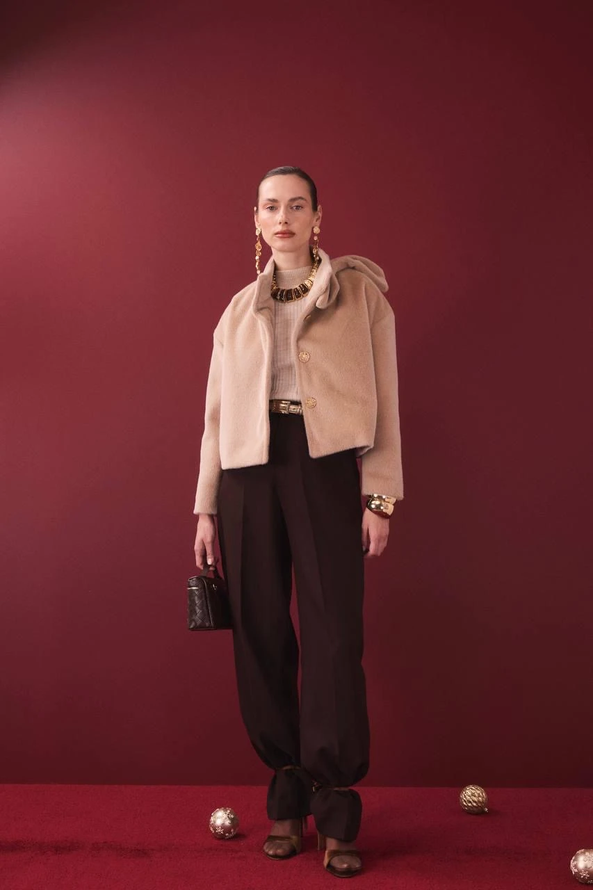 NOİRELLE FİYONKLU KISA KAŞE CEKET