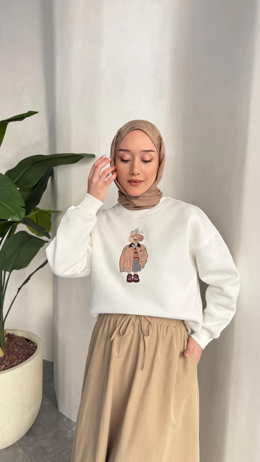 NAKIŞLI SWEAT (EKRU)