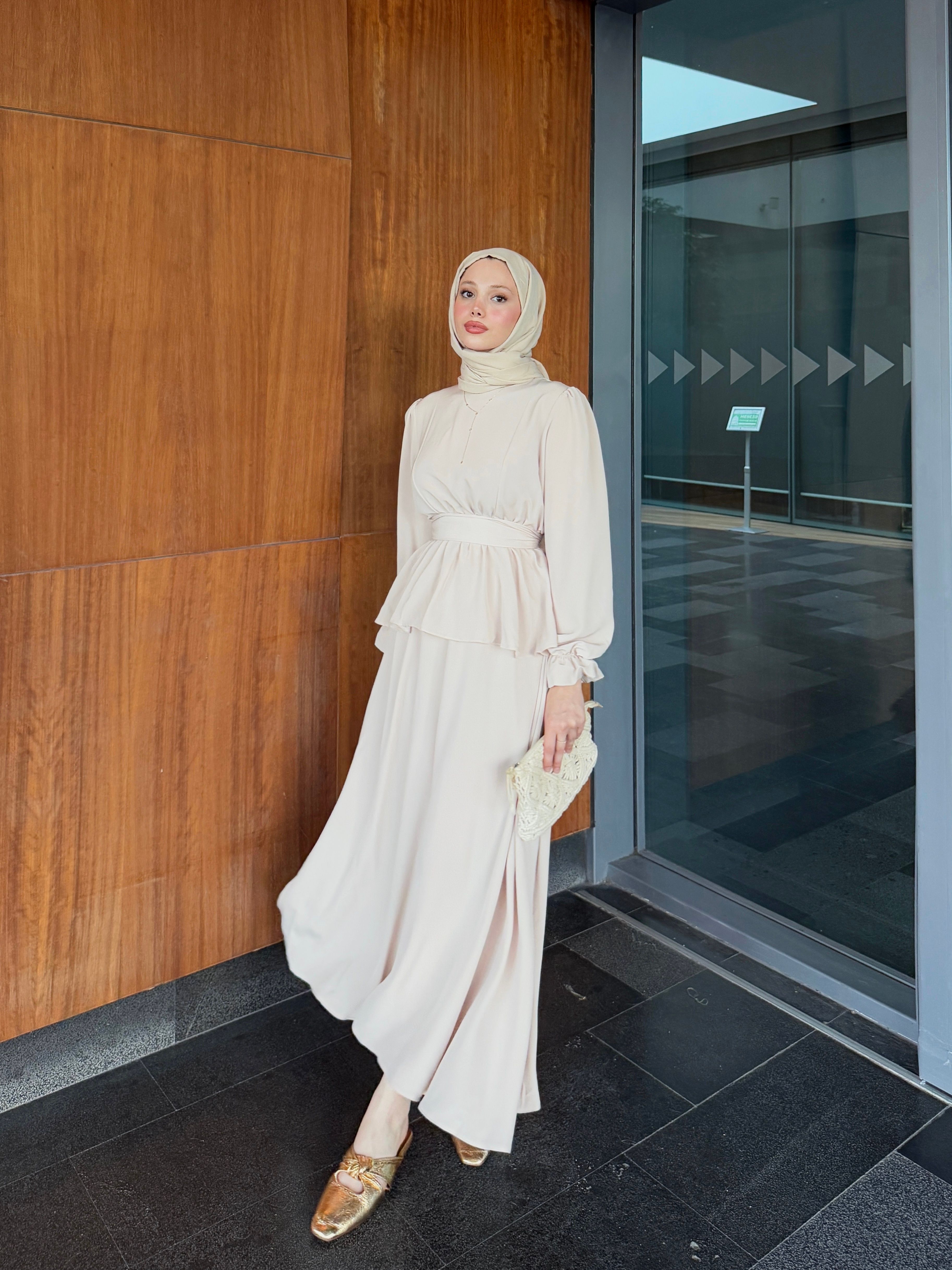 MİNA TAKIM (BEJ)