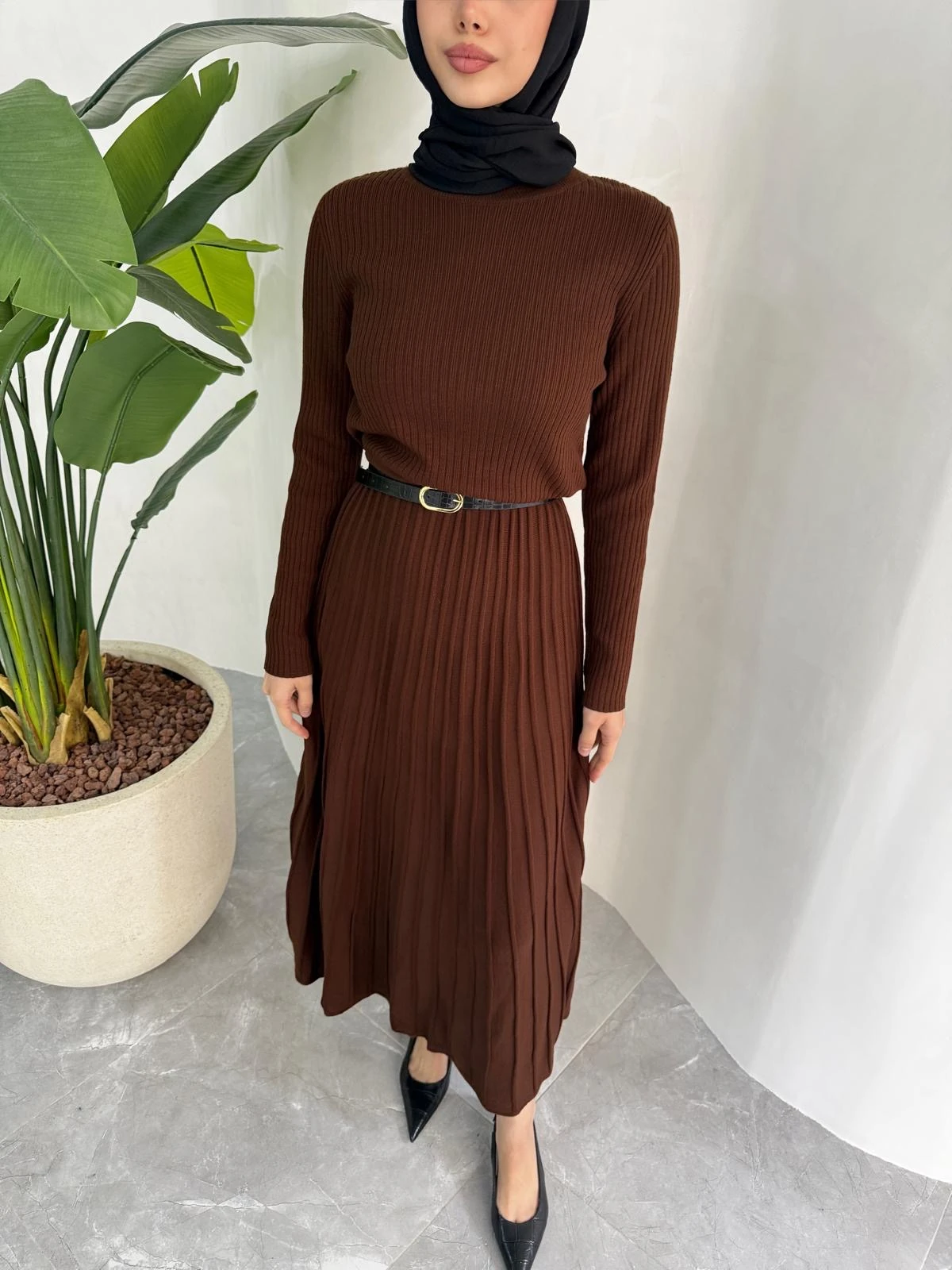 TRİKO ELBİSE (KAHVERENGİ)