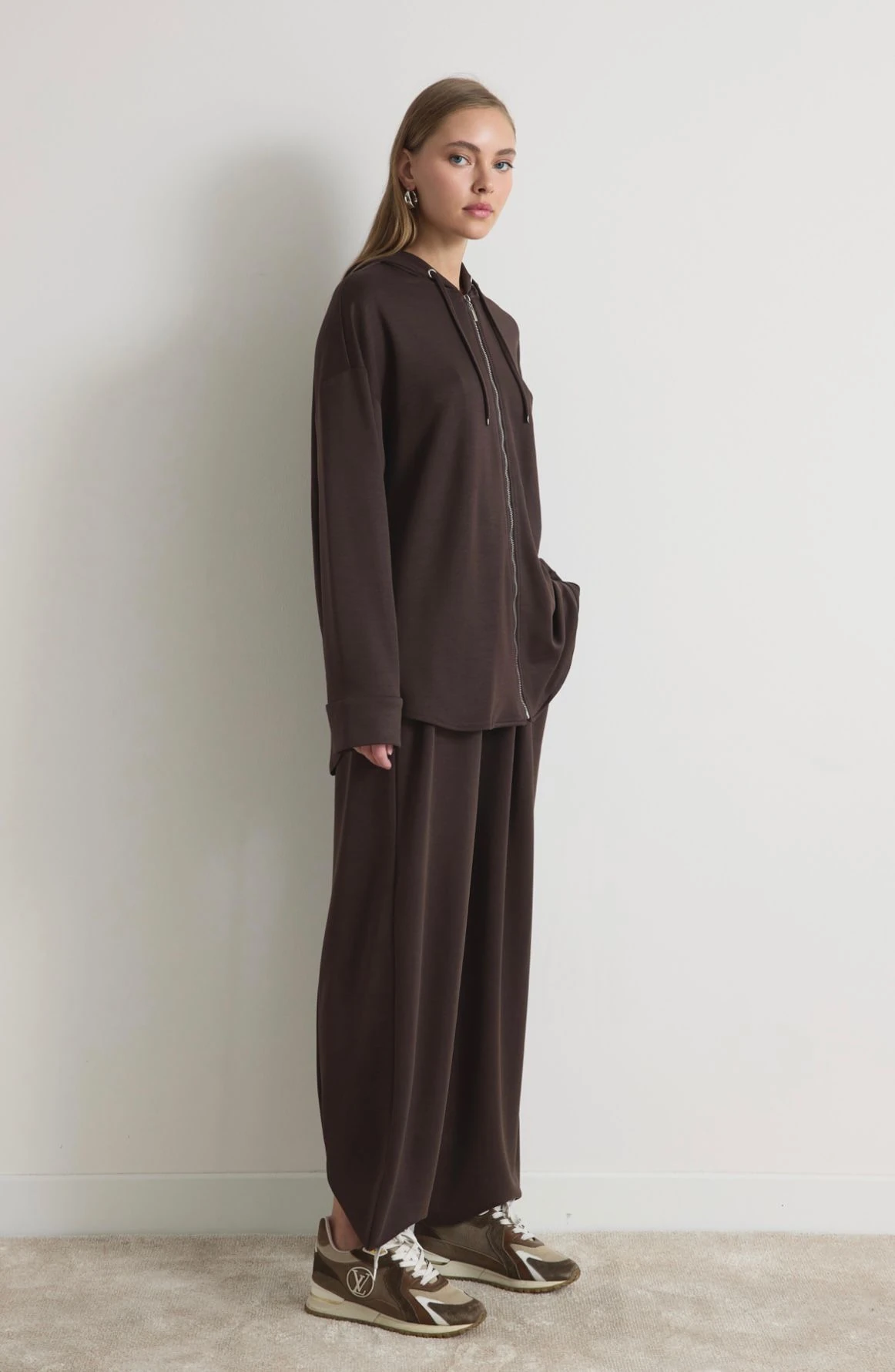 OYSHO KUMAŞ BASİC KAPÜŞONLU TAKIM (KAHVERENGİ) 