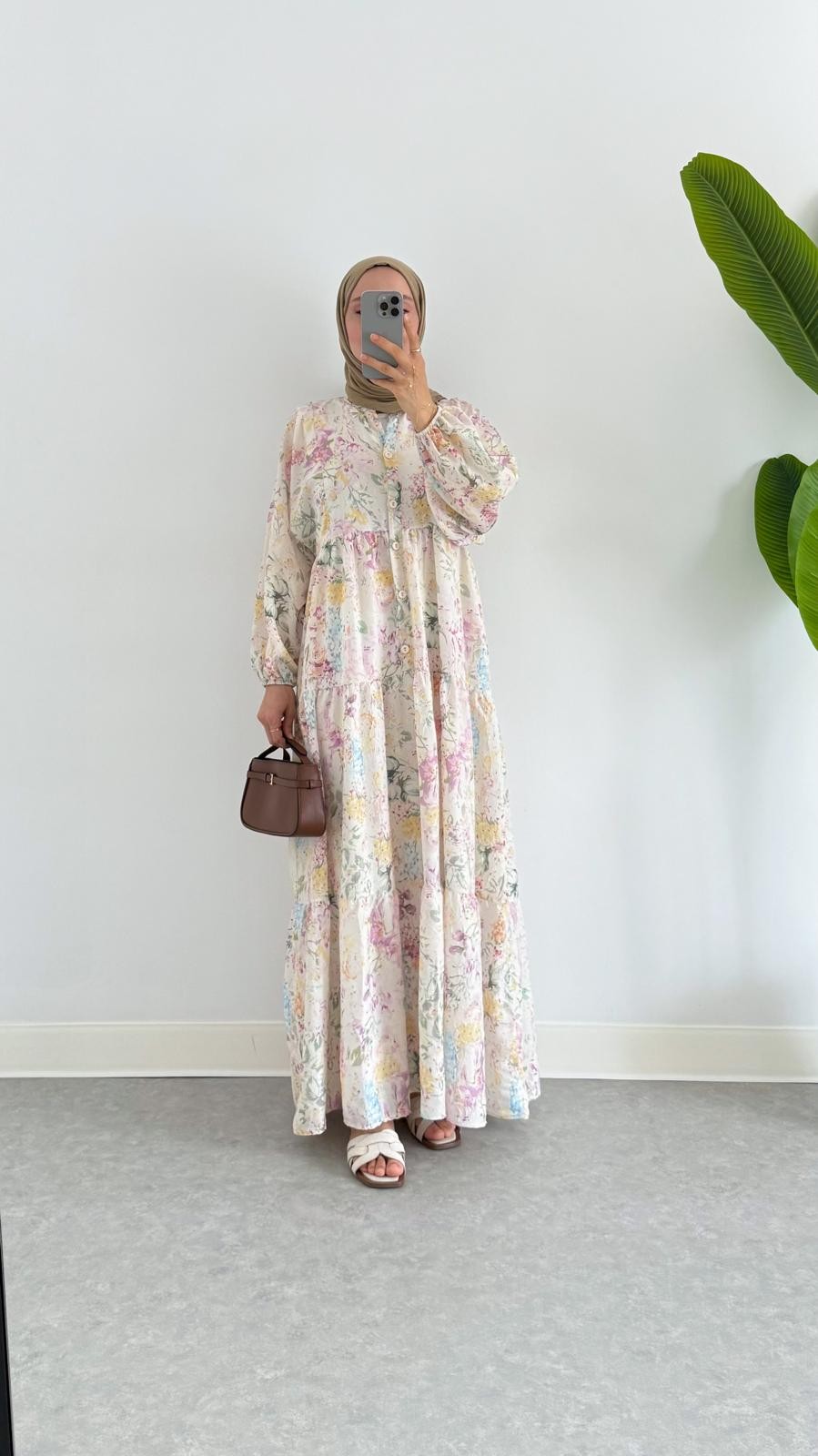 MANGO KUMAŞ ÇİÇEK DESENLİ ELBİSE