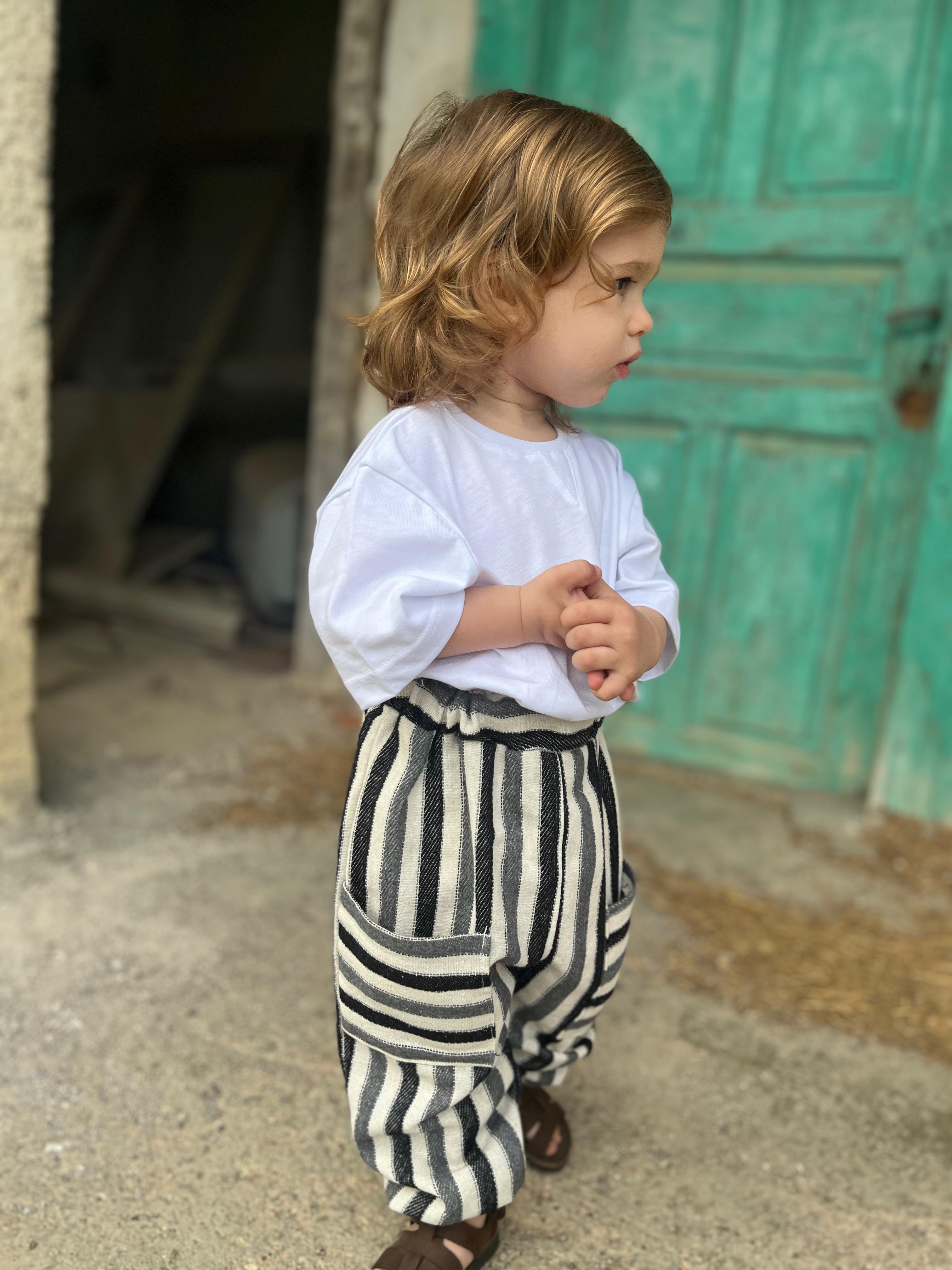 Favorimkids  yeni % 100 Keten Takım Pantalon Tişört Gözlük 3 Lü set 