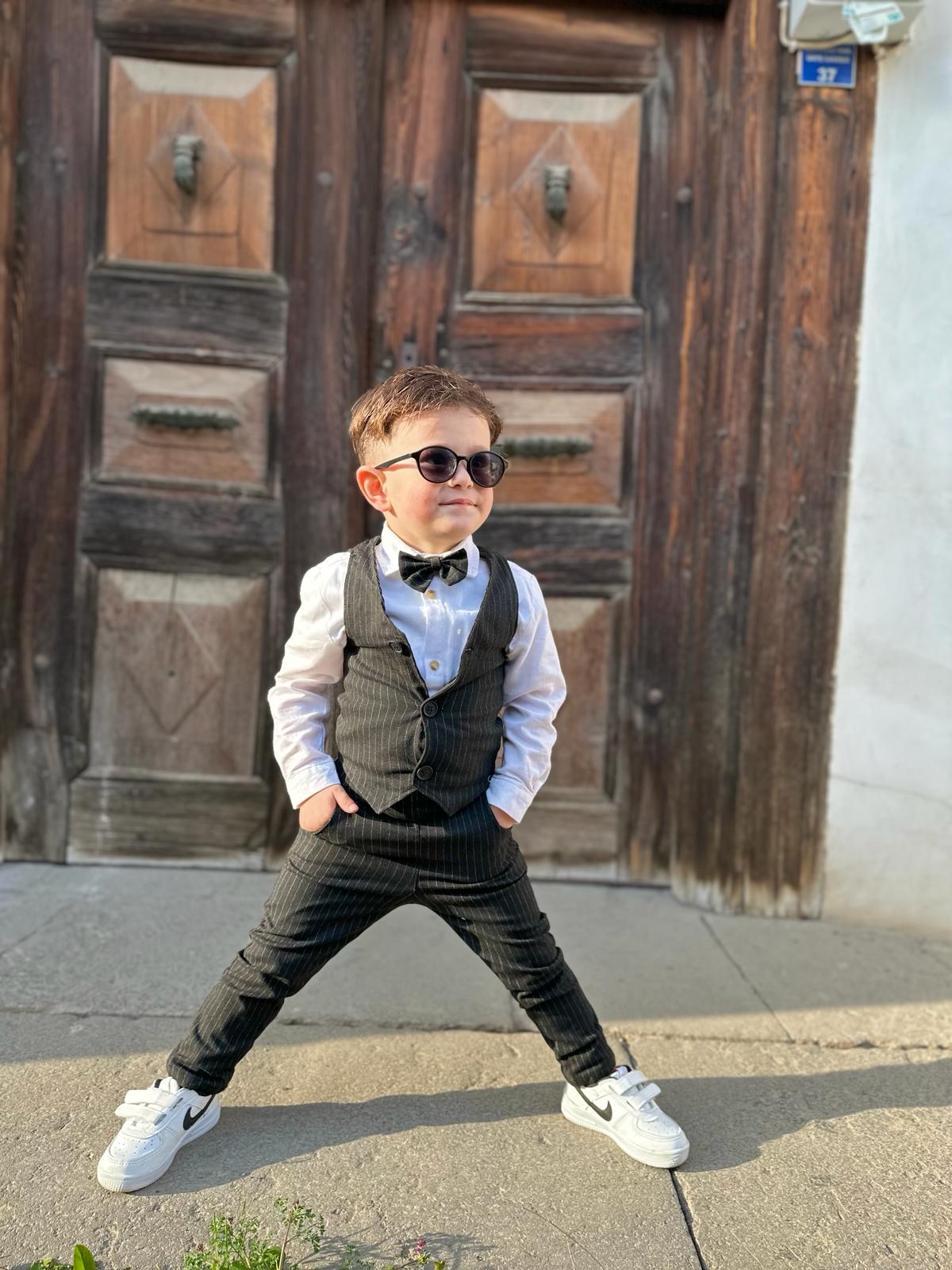 Favorimkids Keten Çizgili Yelekli Takım siyah