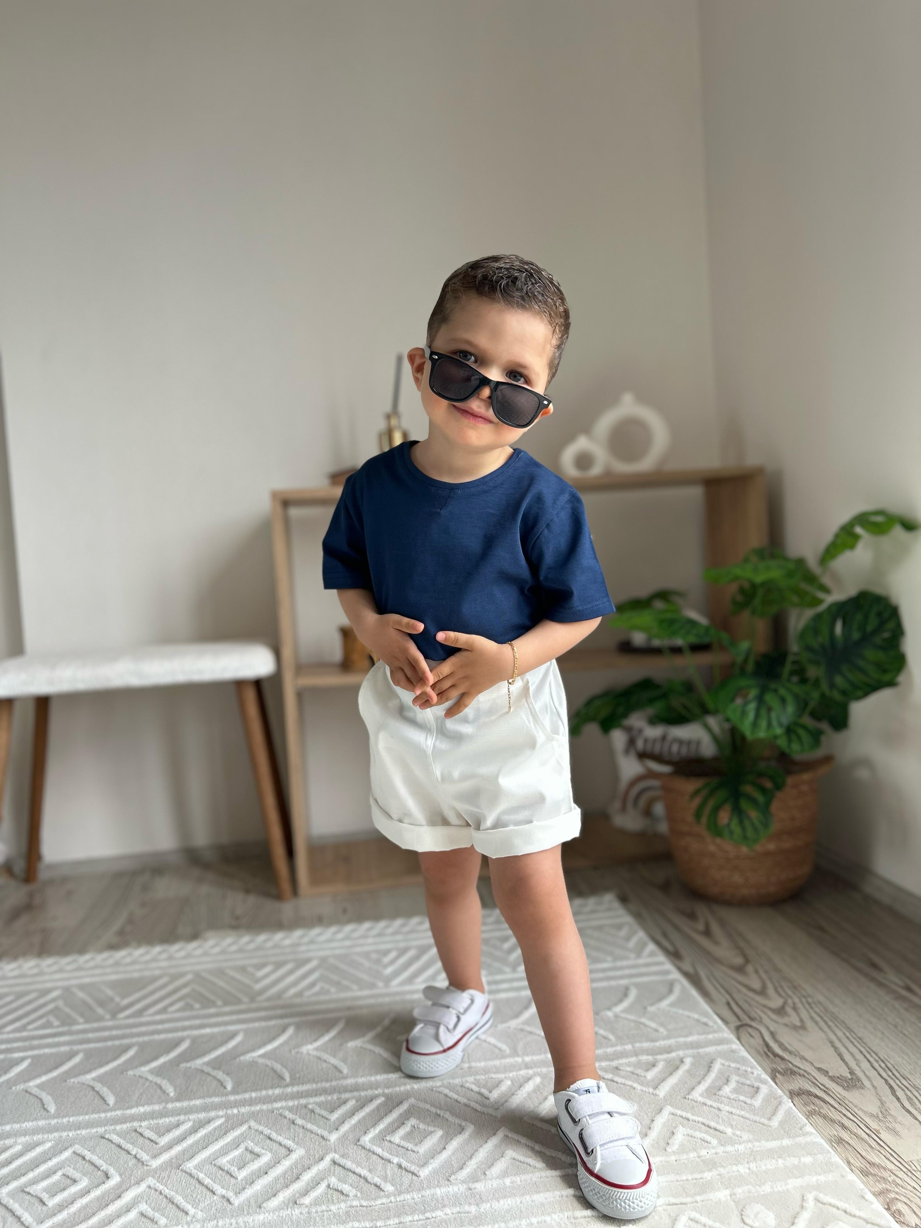 Favorimkids Beyaz Şort Tişört Takım Pamuklu Alt Üst Takım – Şık ve Tarz