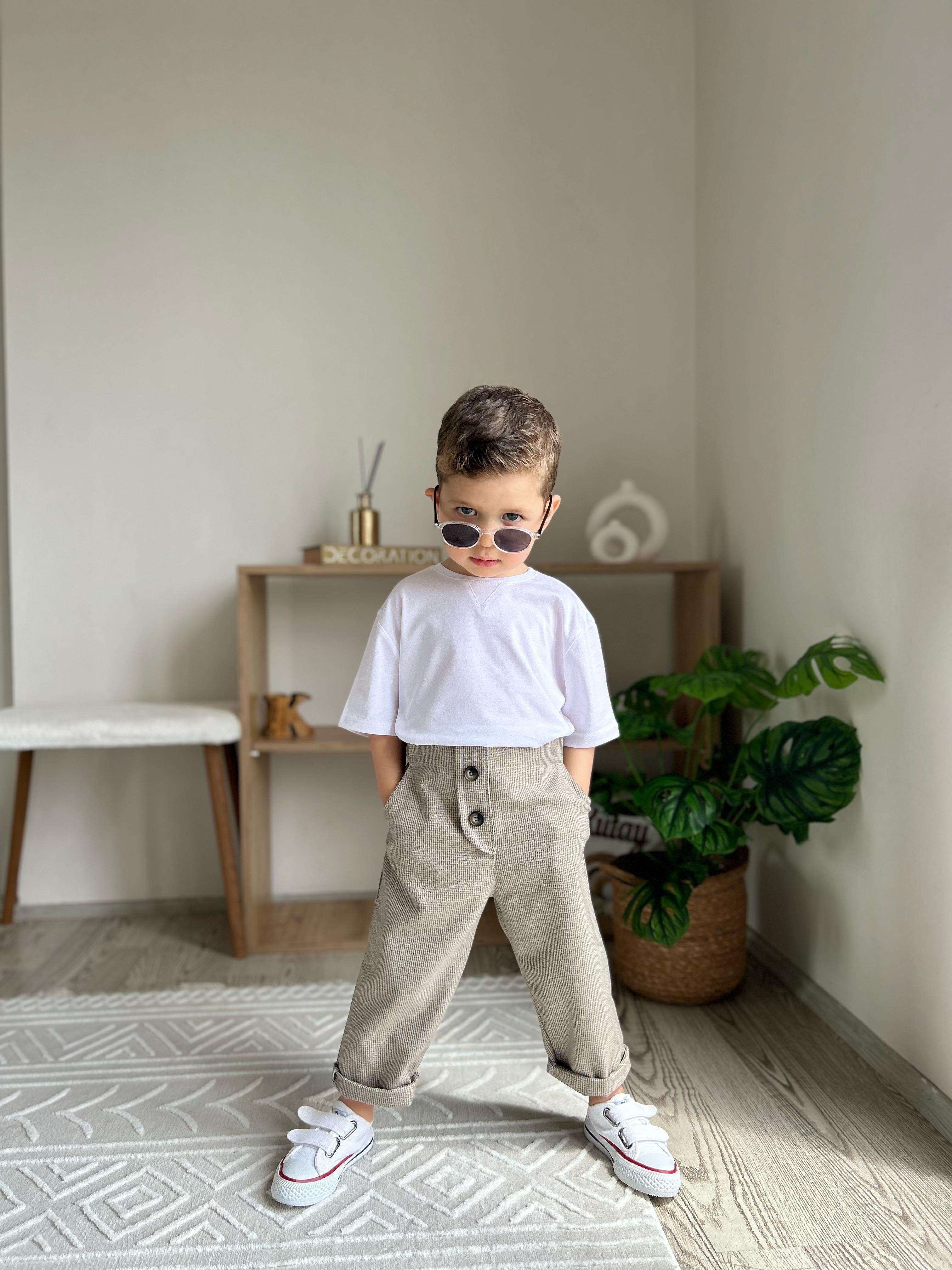 🤎 Favorimkids krem Pantalon Beyaz Tişört Takım Pamuklu Alt Üst Takım – Şık ve Tarz 🤎