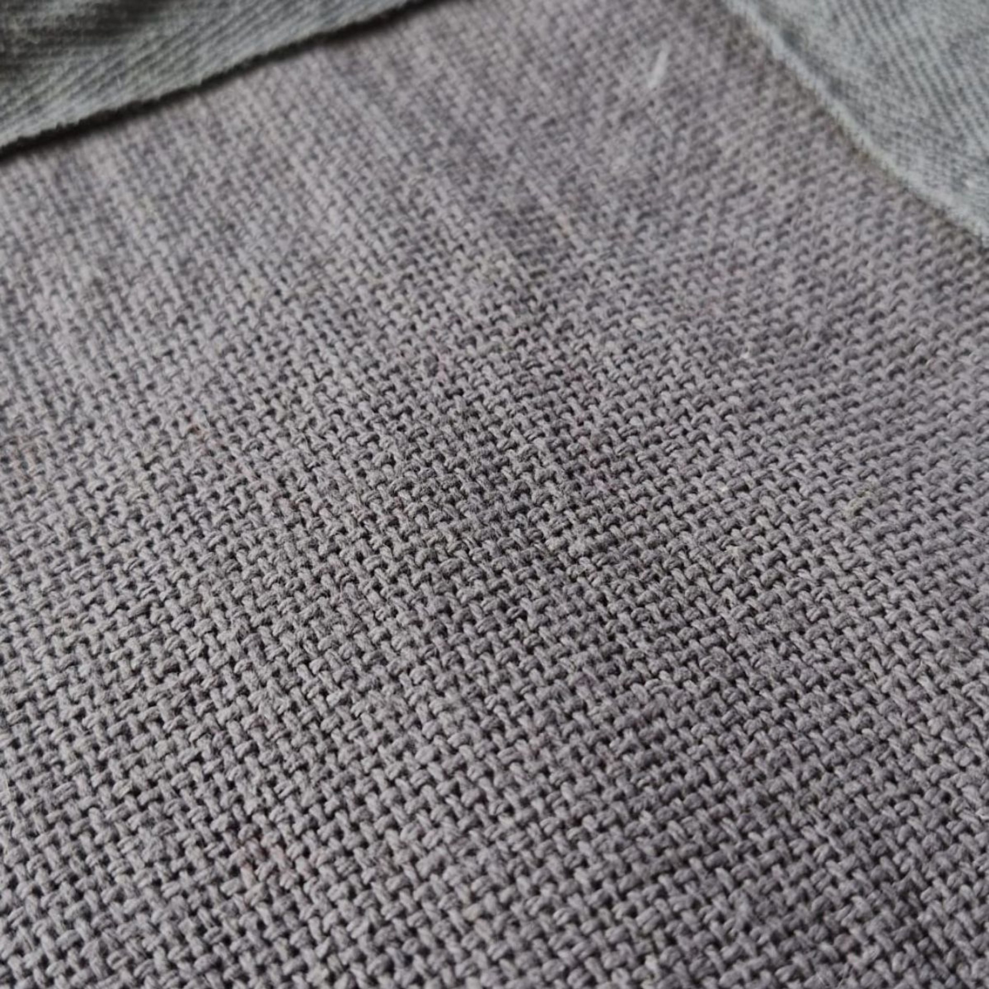 Füme Renk Tufting Arka Kapama Kumaşı (2,05 m Standart Enli)