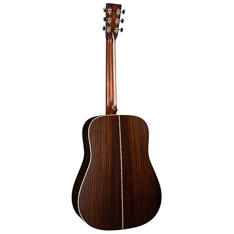 Martin D-28 Akustik Gitar