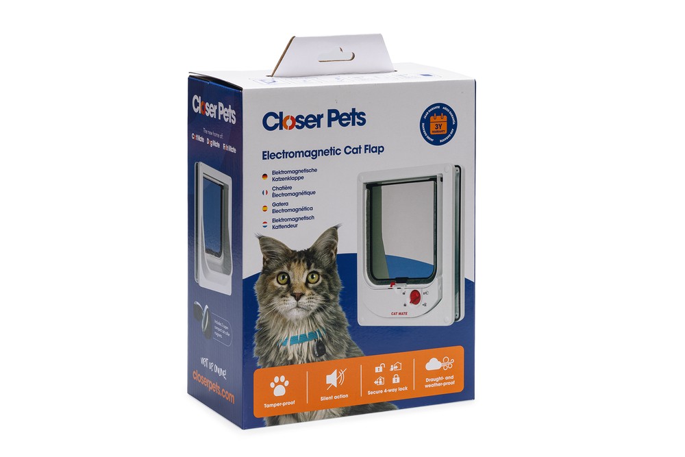 Beeztees CatMate Kedi Kapısı, Magnet İle Özel Girişli, Çift Yönlü, 2 fonksiyonlu, Kilitli, Beyaz, 24