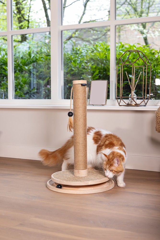 Beeztees DBL Kedi Tırmalama ve Oyuncağı, Kahverengi, 39,5x39,5x62cm