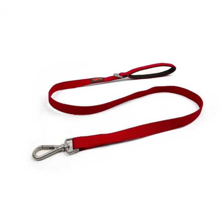Tailpetz Red Match Leash Medium