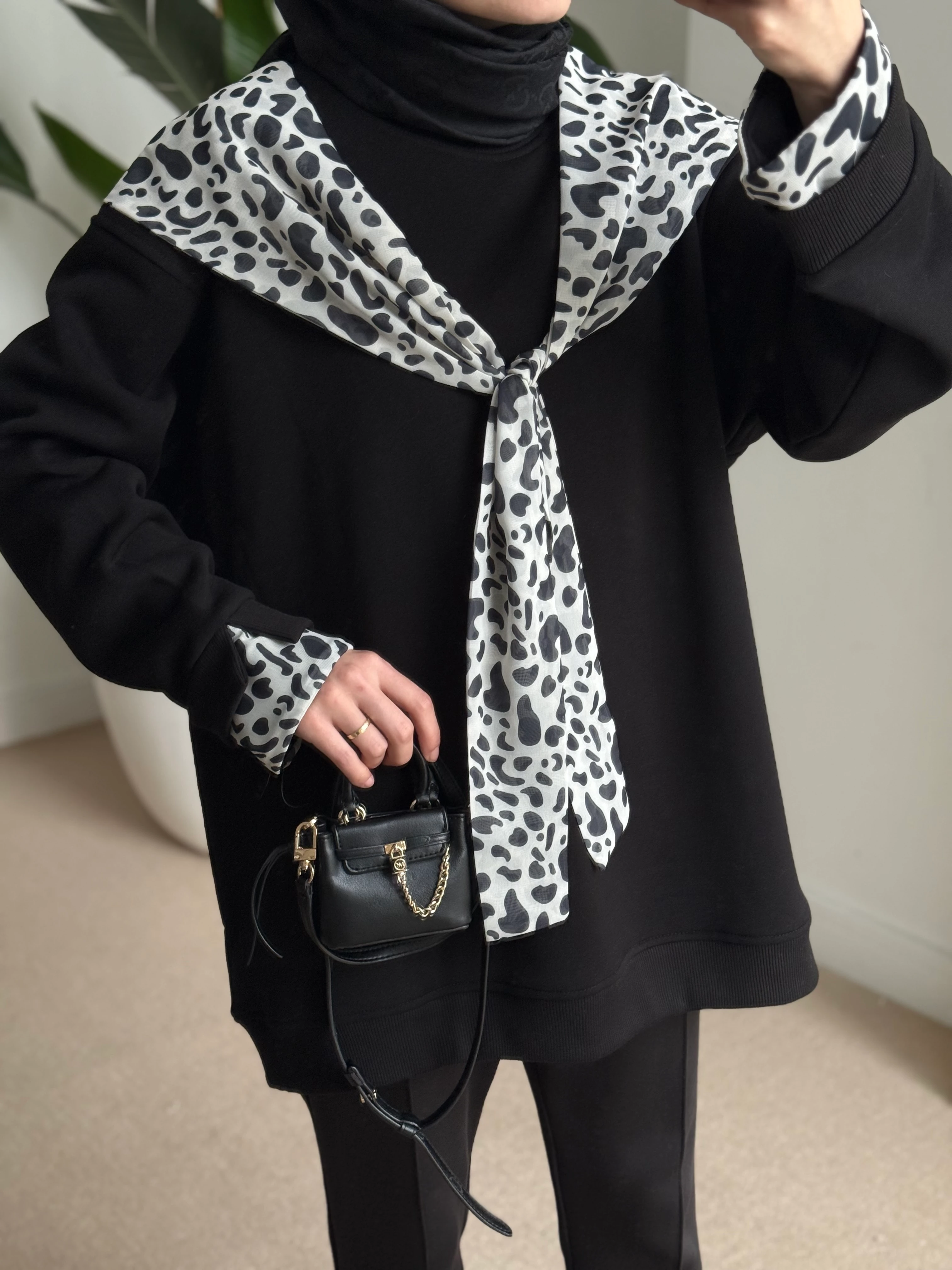 Fularlı Sweat Siyah