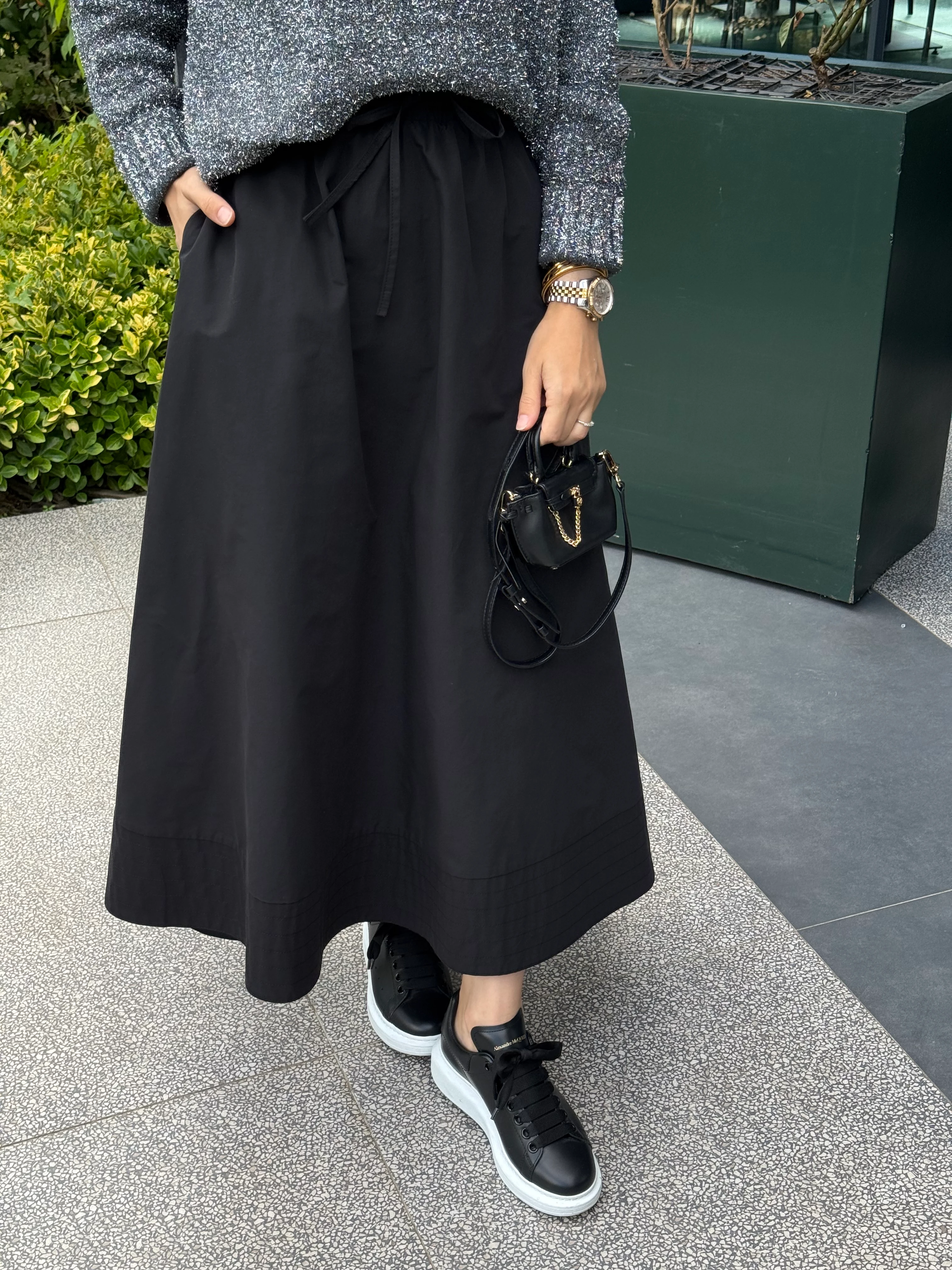 Pervazlı etek siyah