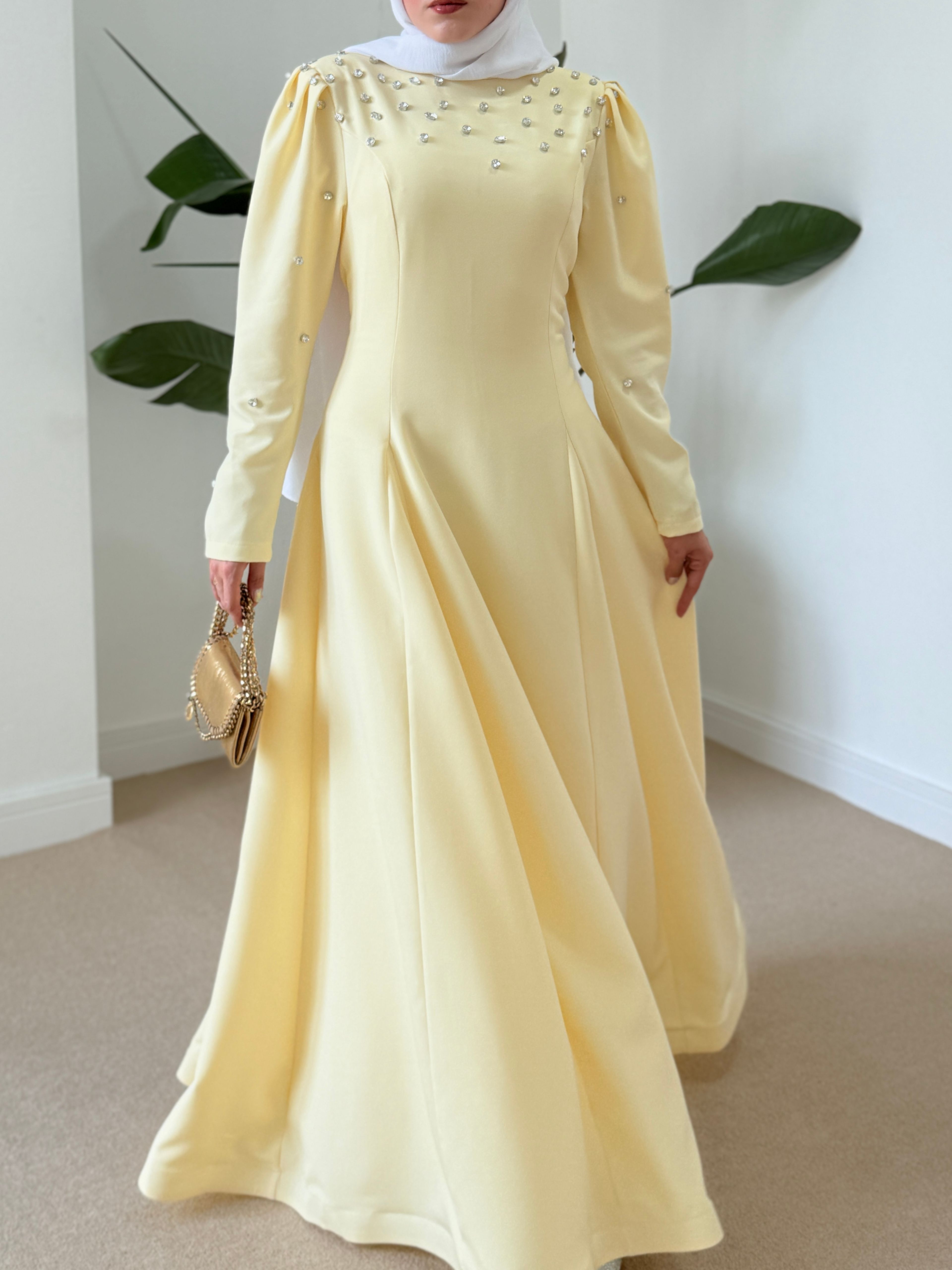 Maria Elbise Sarı