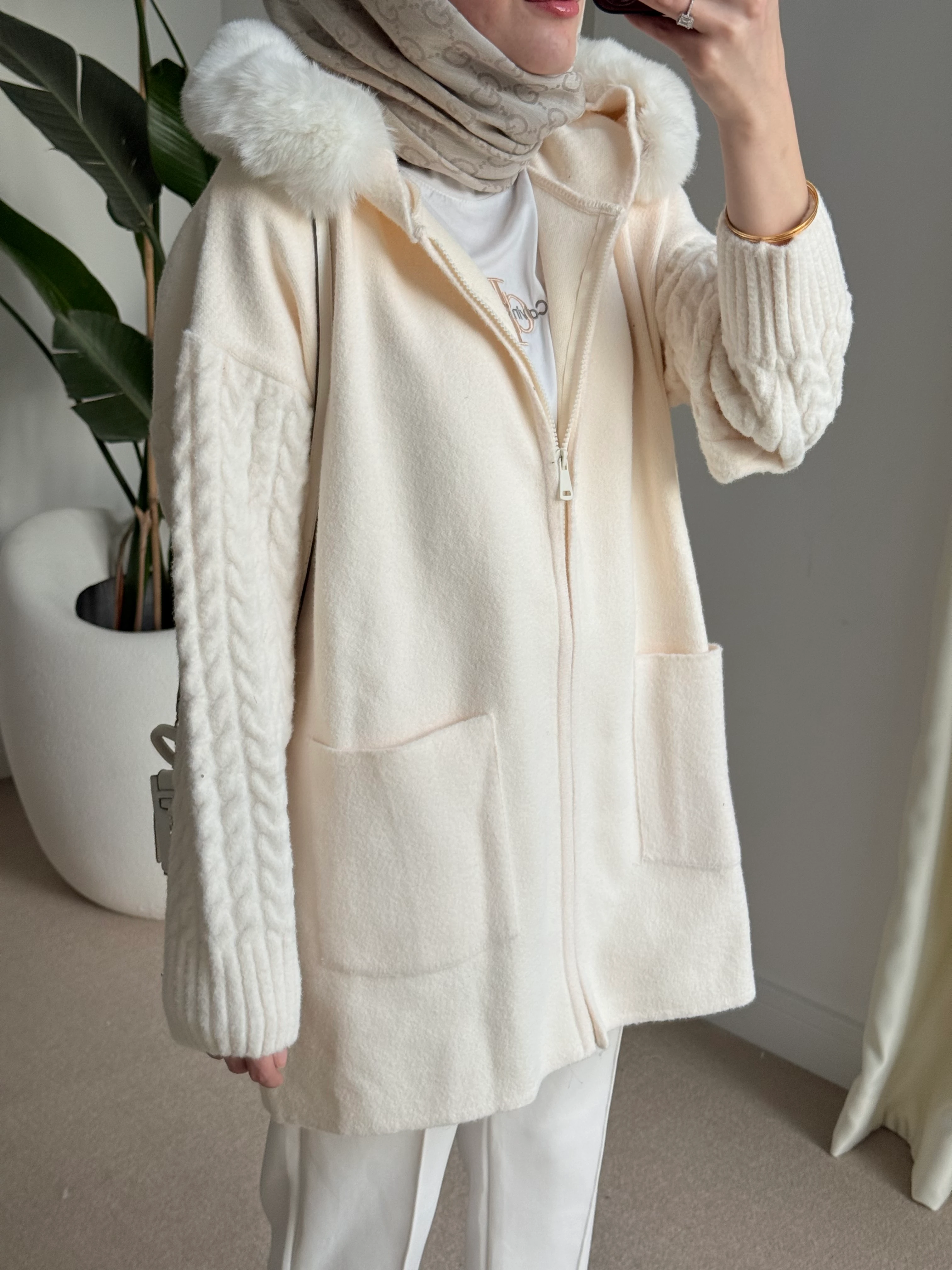 Kürklü hırka Krem