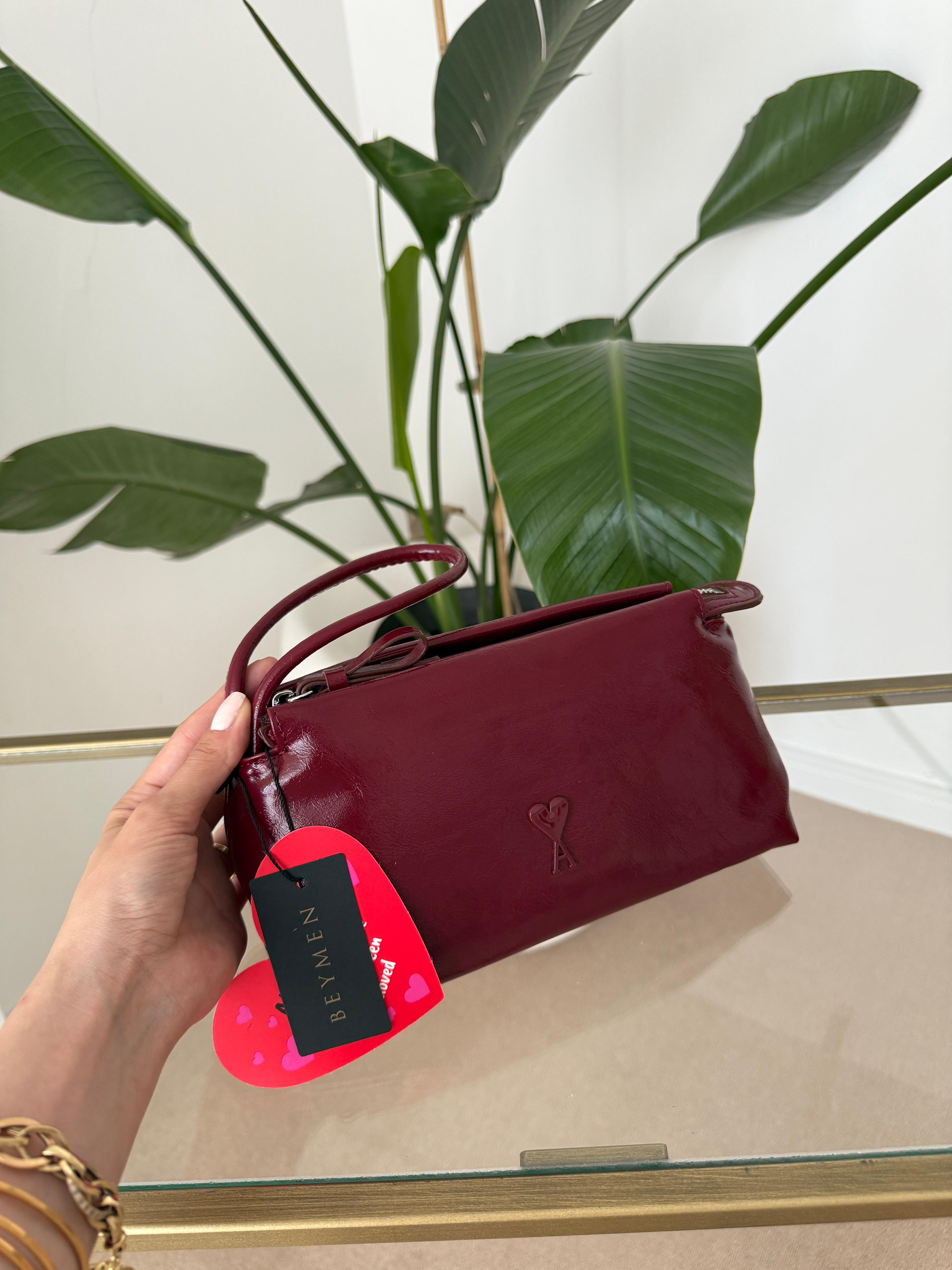Ami Clutch Bordo