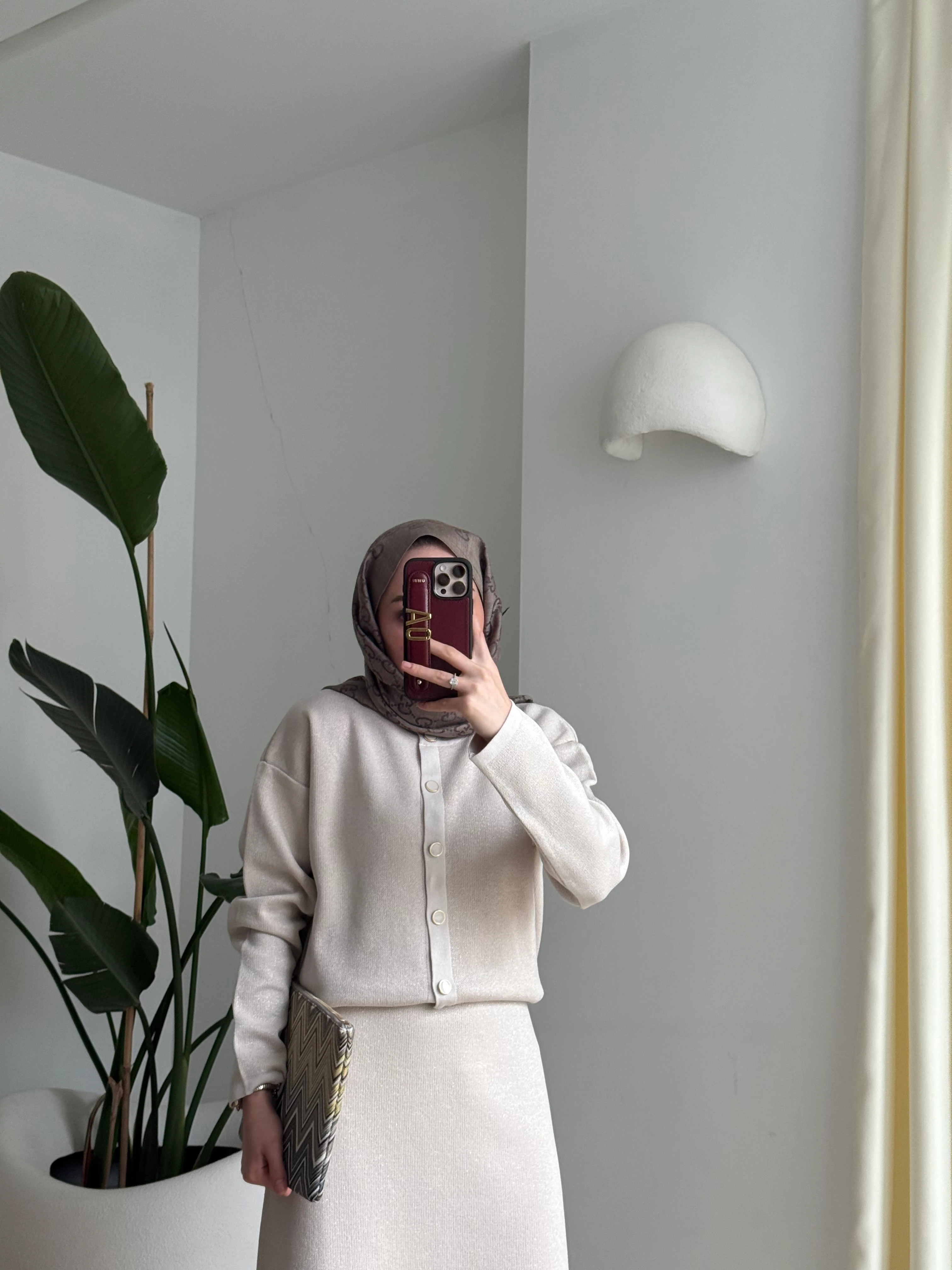 Simli Etekli Takım Krem