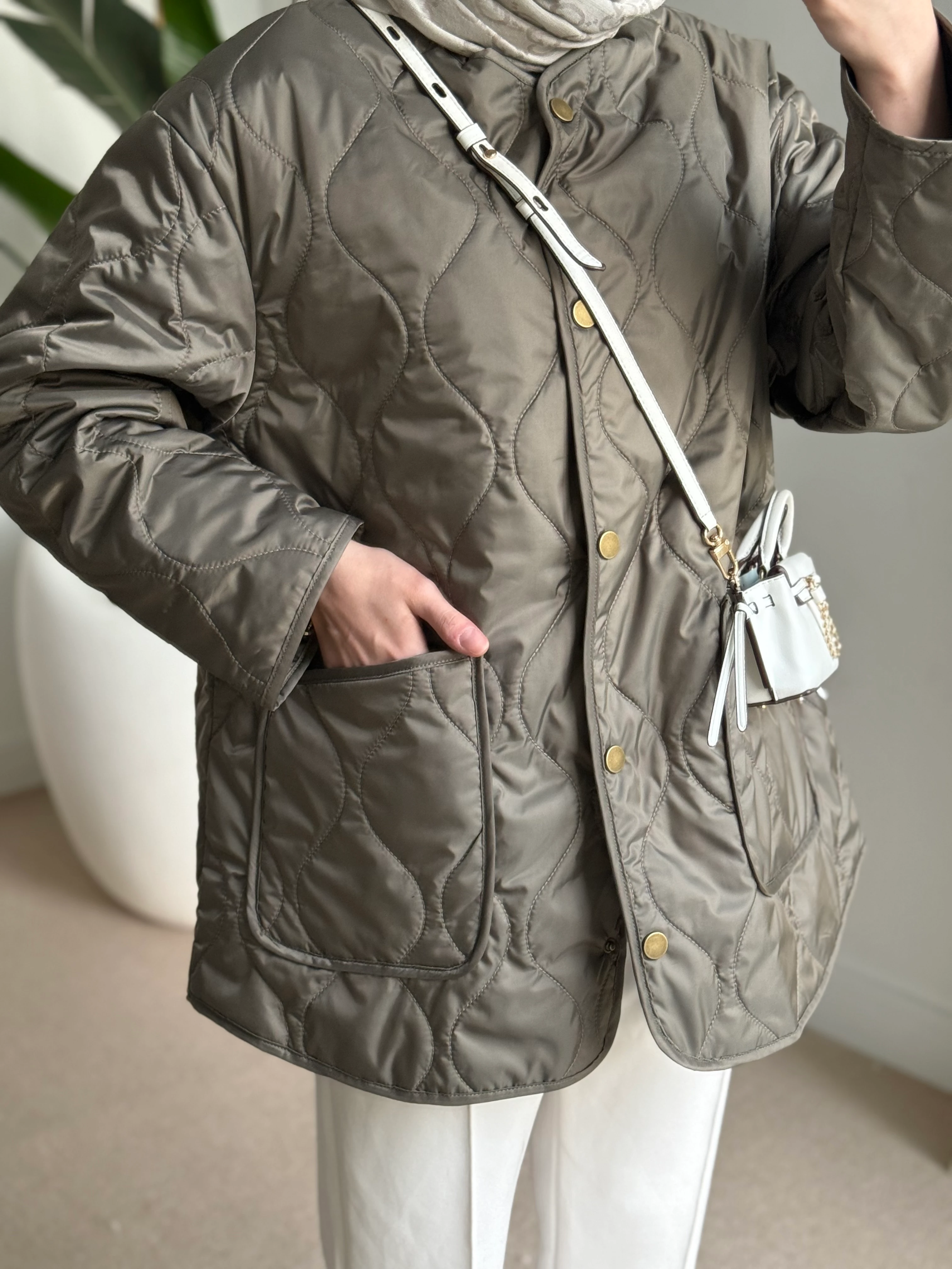 Kapitone mont yeşil 