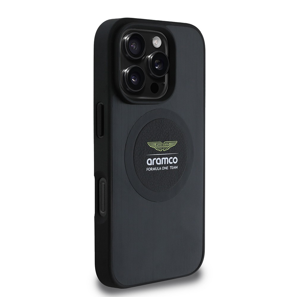 Apple iPhone 16 Pro Max Kılıf Aston Martin Orjinal Lisanslı M-safe Şarj Özellikli Aluminyum Arka Yüzeyli Formula One Team Baskılı Kapak