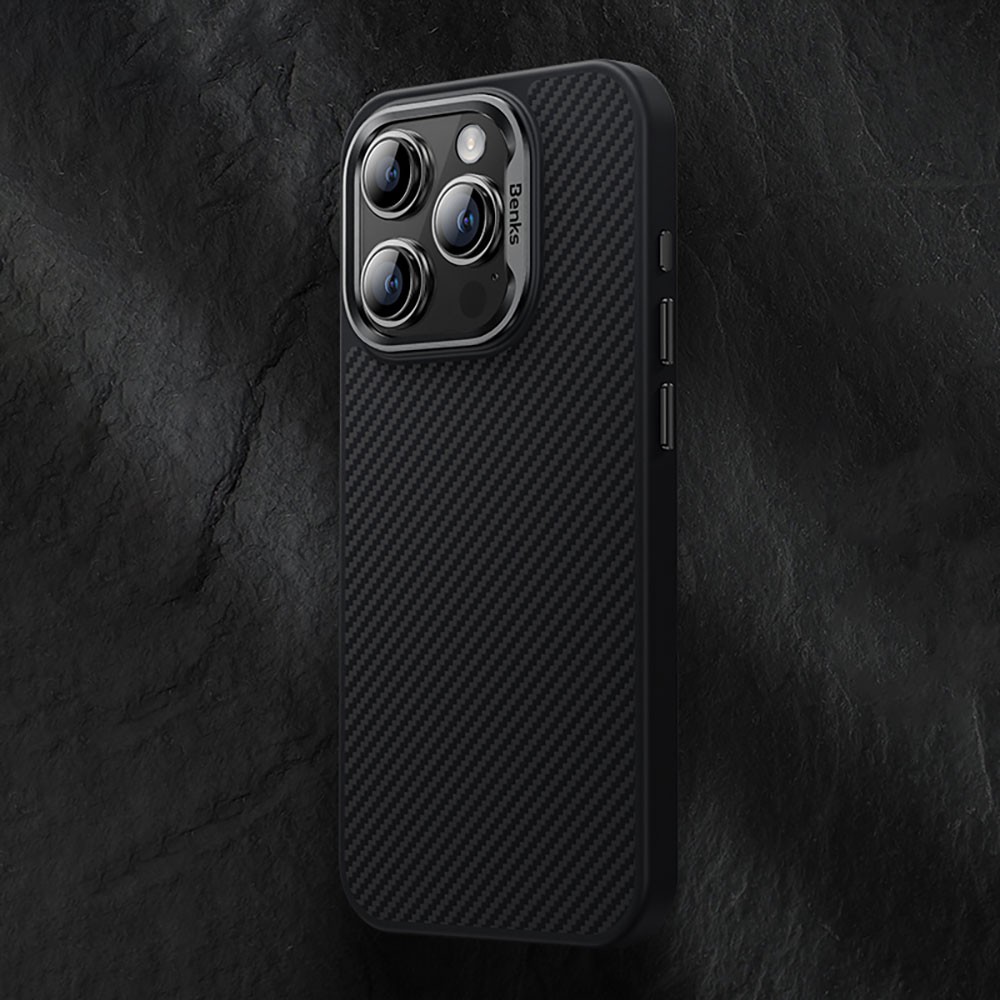 iPhone 15 Pro Kılıf Karbon Fiber Magsafe Şarj Özellikli Benks Hybrid ArmorPro 600D Kevlar Kılıf