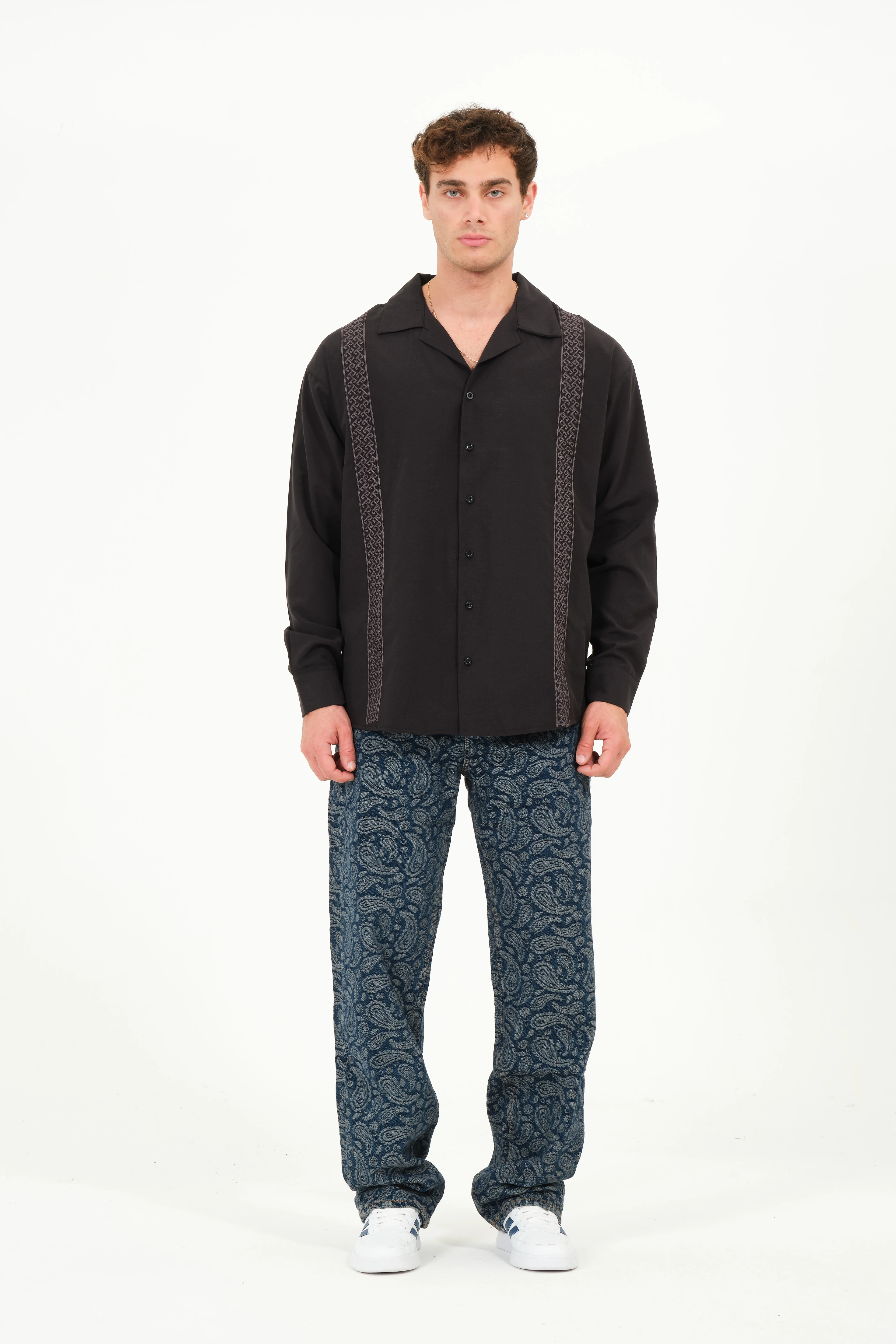 Jaden Nakış İşlemeli Oversize Kesim Erkek Gömlek