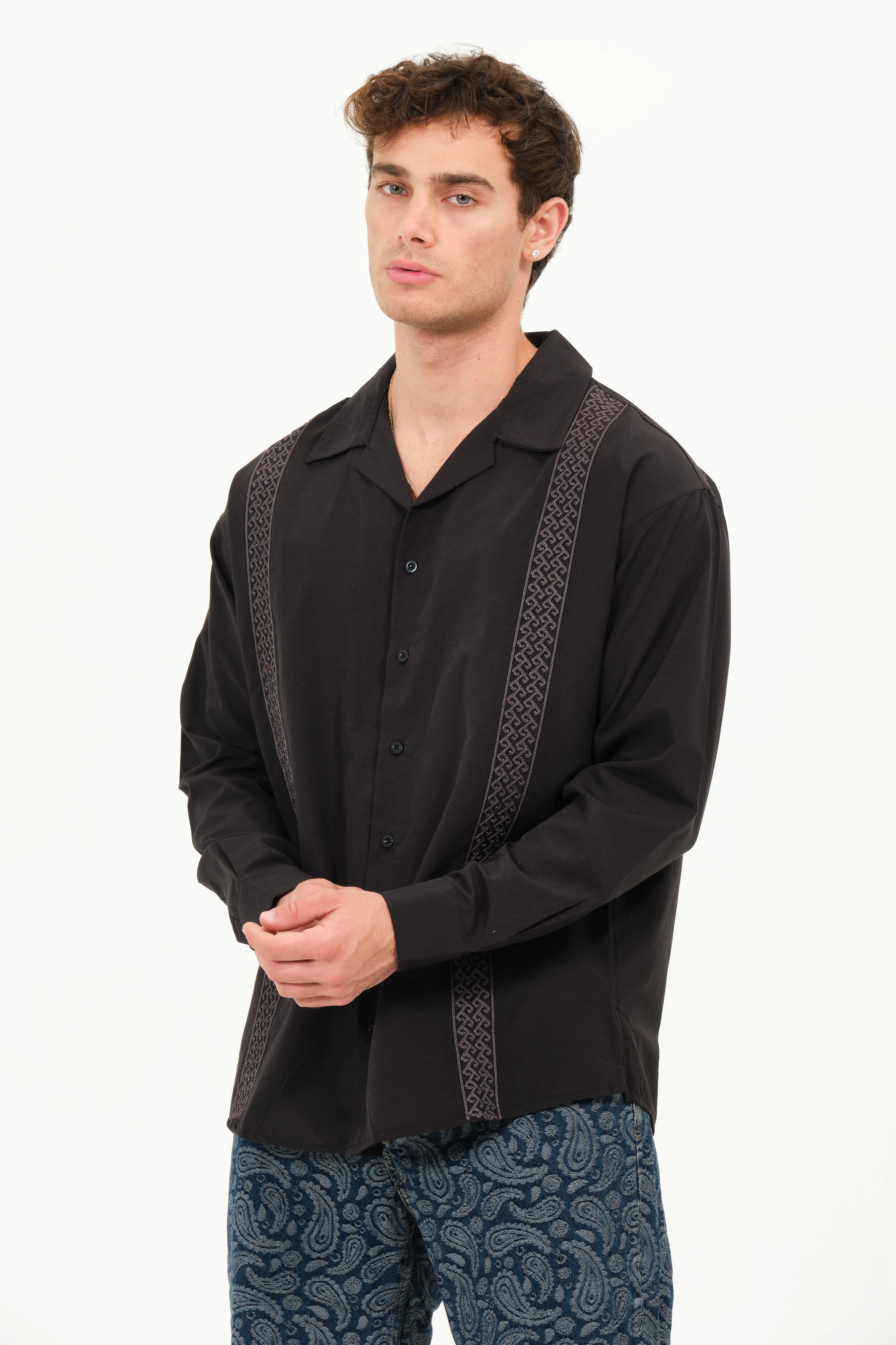 Jaden Nakış İşlemeli Oversize Kesim Erkek Gömlek