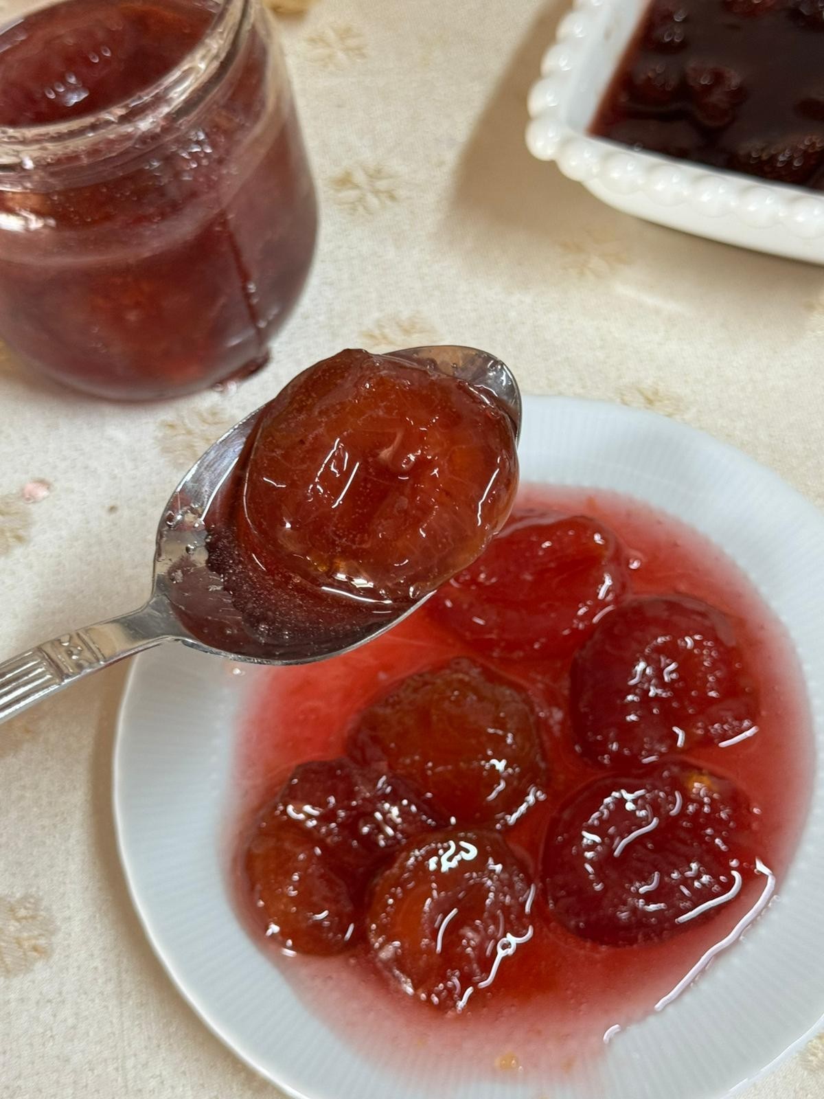 ANJELİKA ERİK REÇELİ