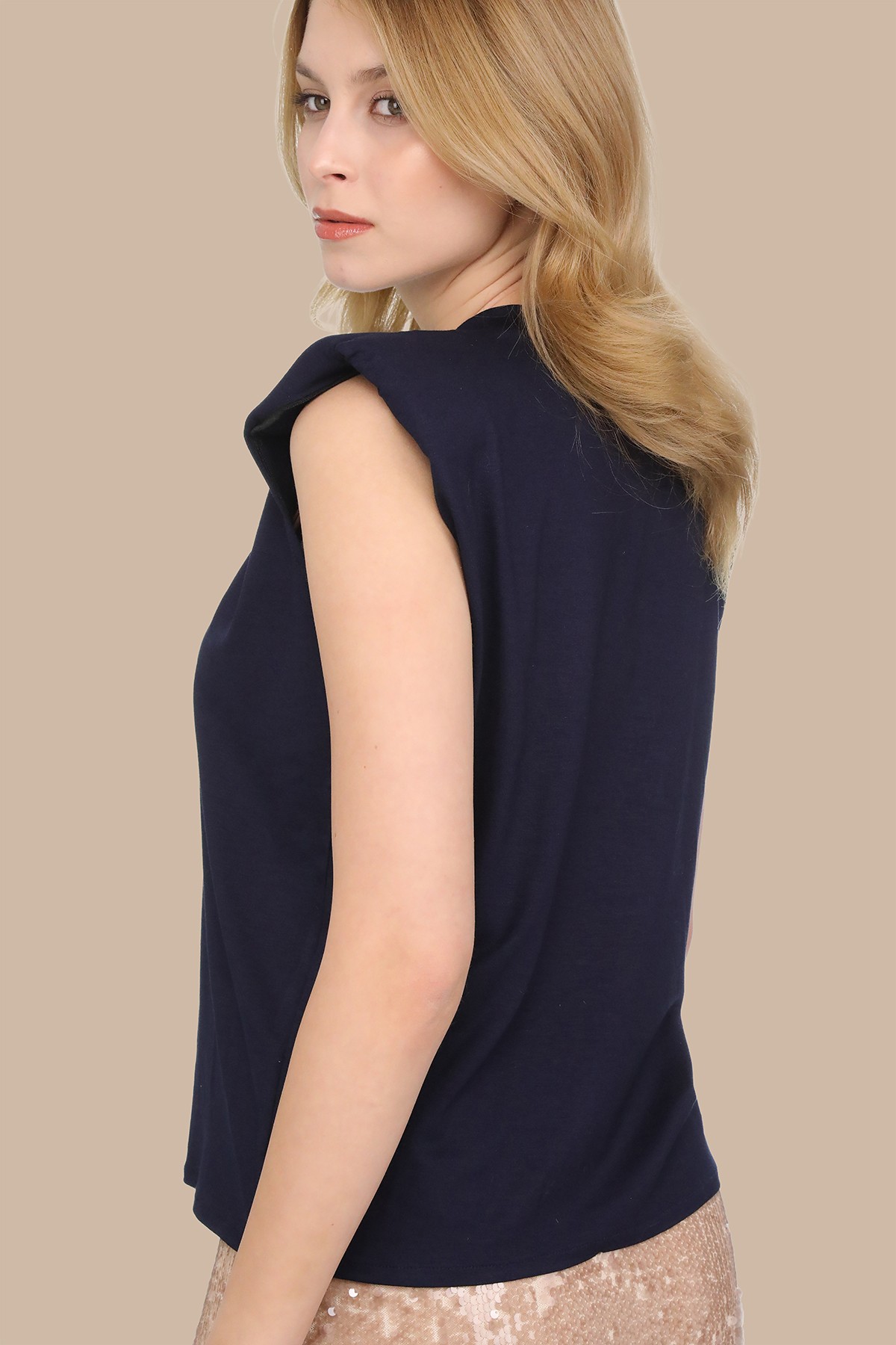 Lacivert Kolsuz Kelebek Nakışlı Oversize Vatkalı T-shirt