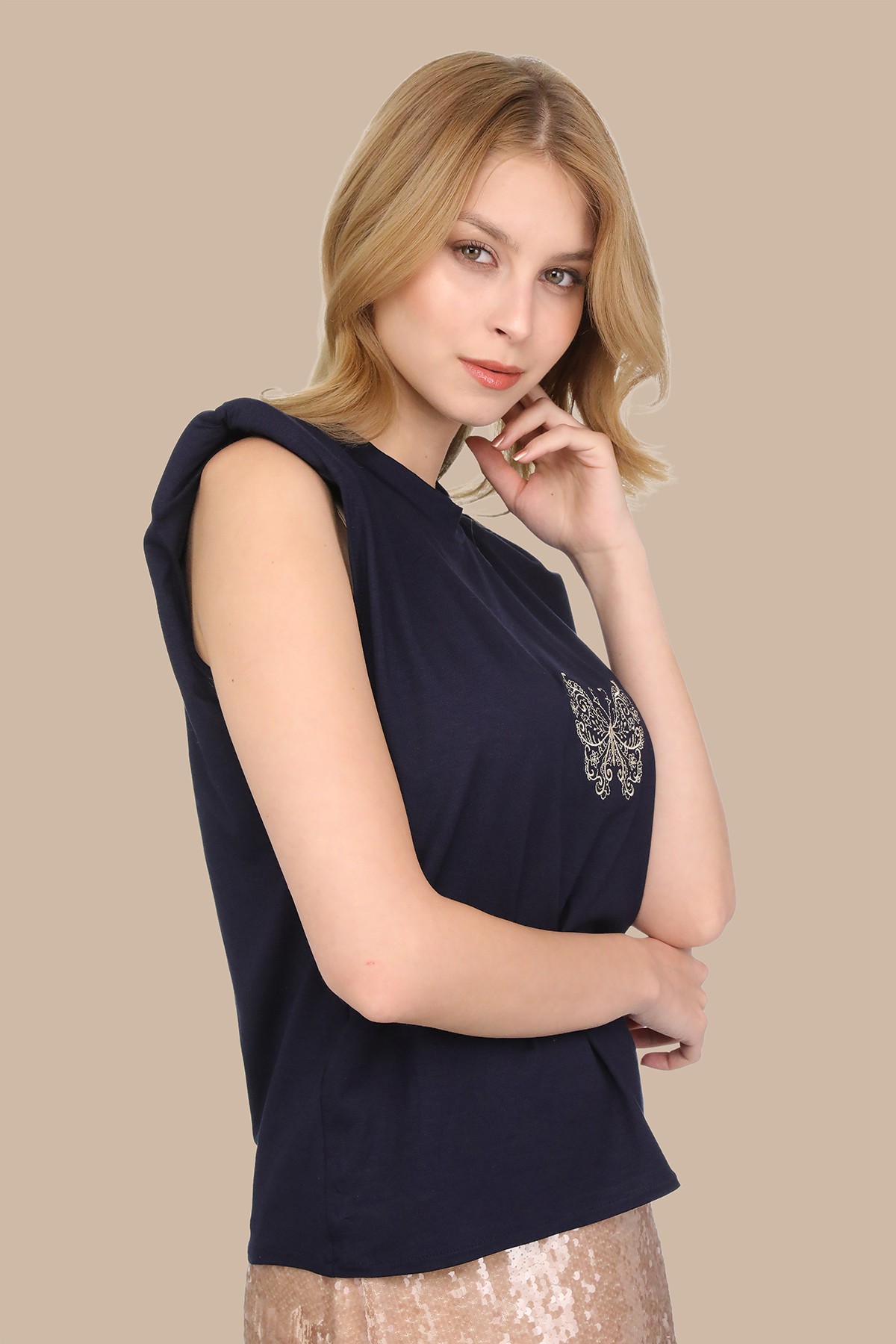 Lacivert Kolsuz Kelebek Nakışlı Oversize Vatkalı T-shirt