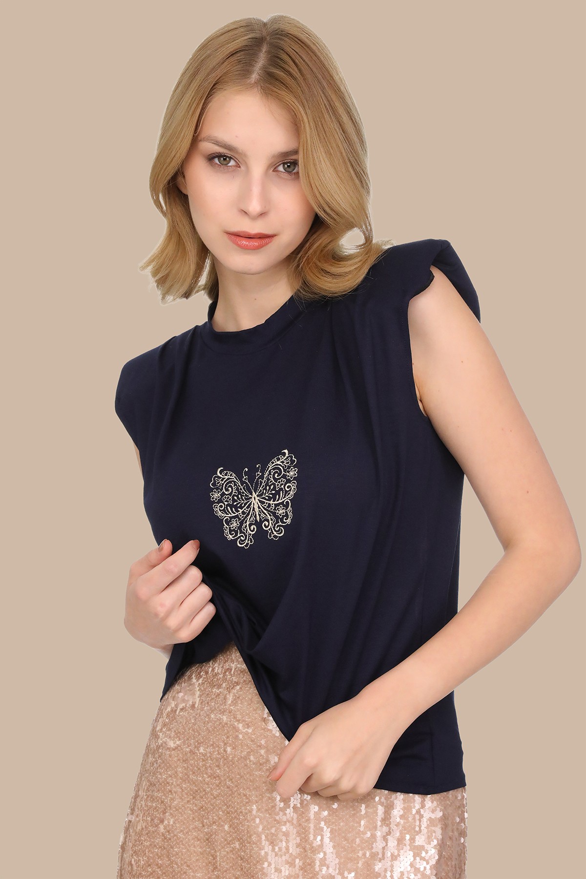Lacivert Kolsuz Kelebek Nakışlı Oversize Vatkalı T-shirt
