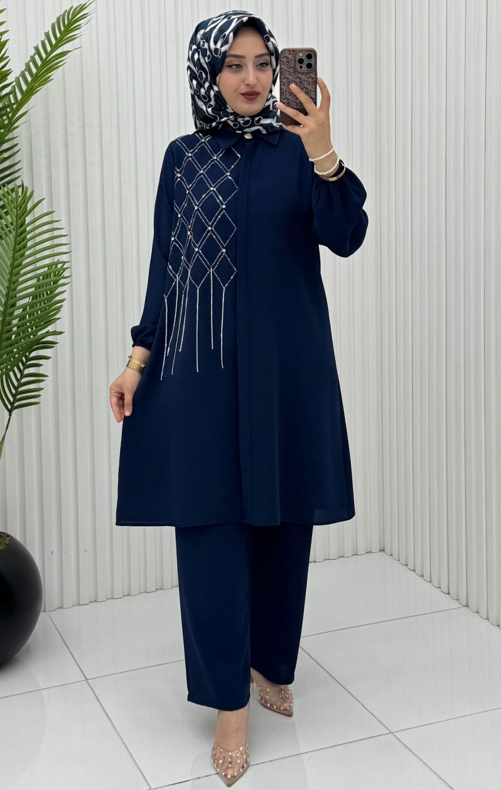 Nazan Takım Lacivert
