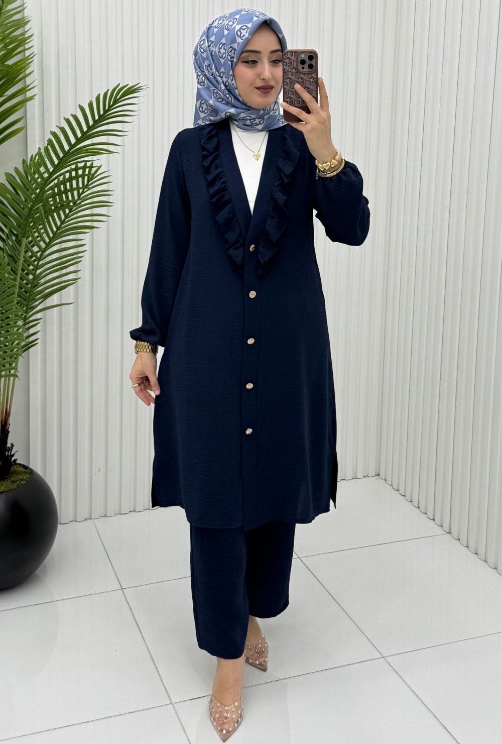 Sara Takım Lacivert