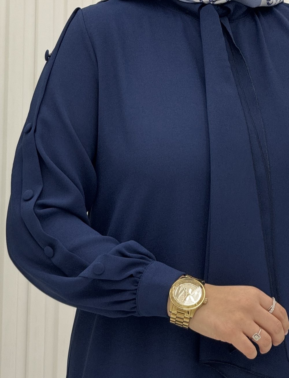 Roza Ferace Lacivert