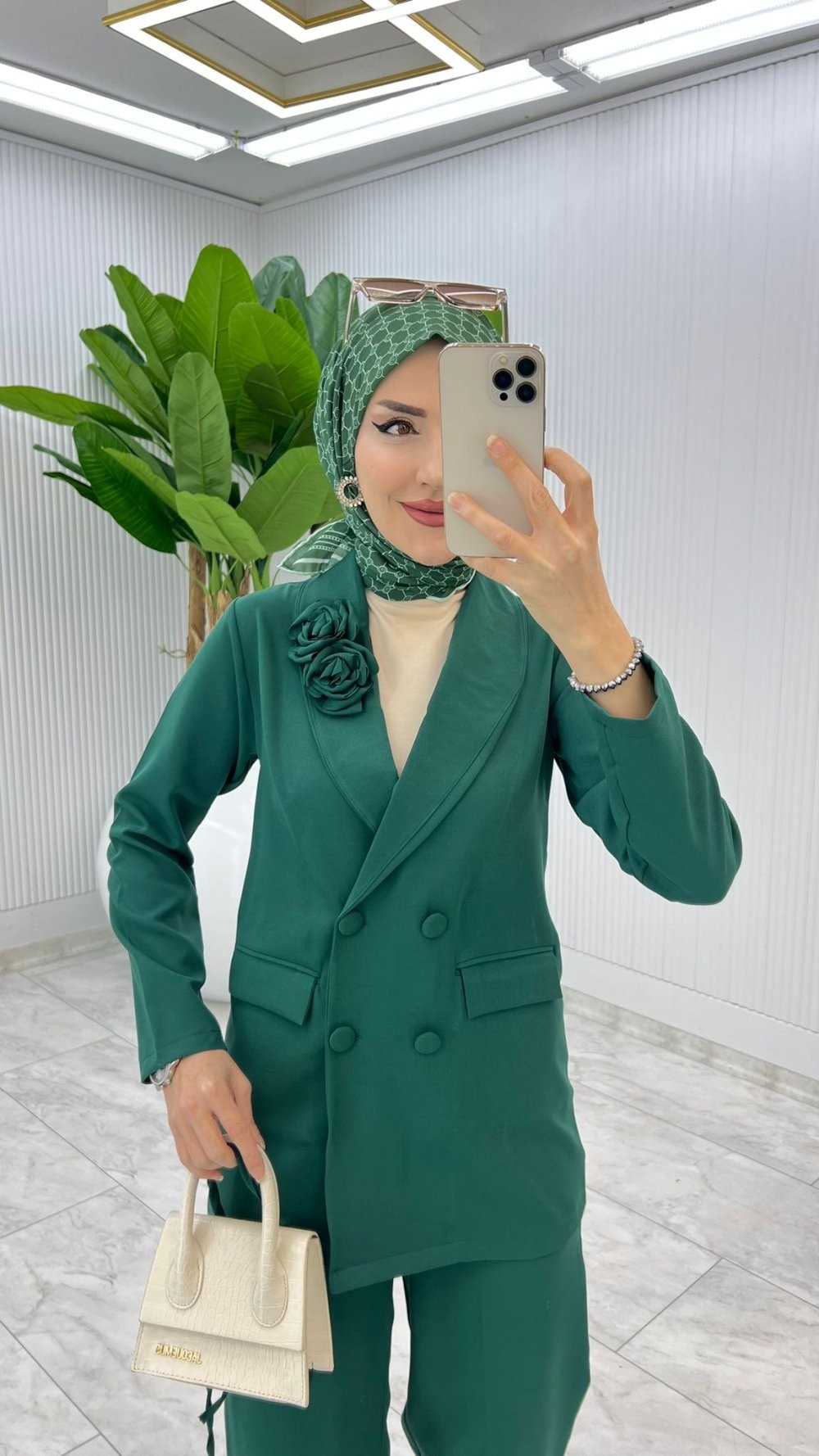 Zümrüt Oversize Masal Kap Tesettür Giyim