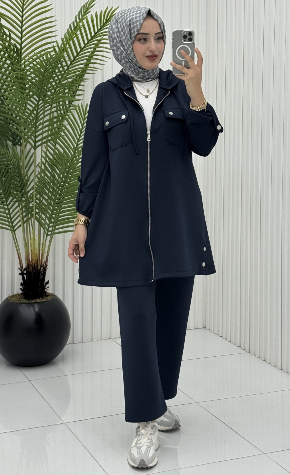 Elisa Takım Lacivert