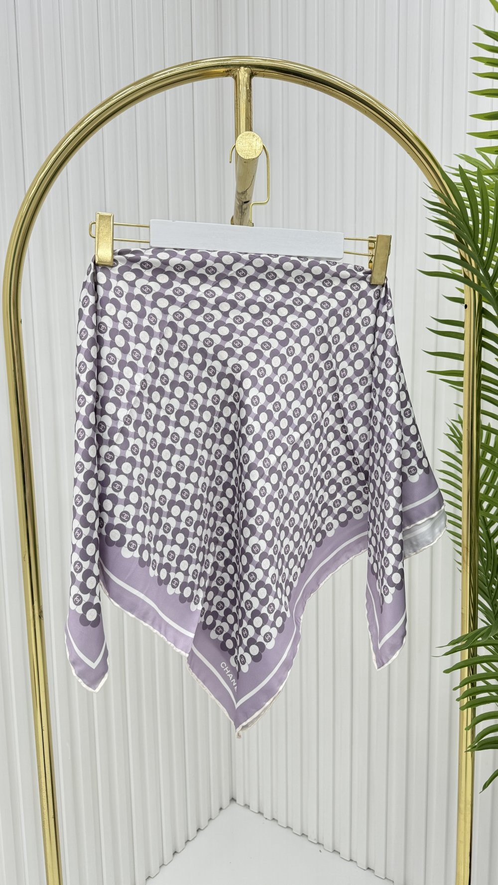 YF1157 Lila