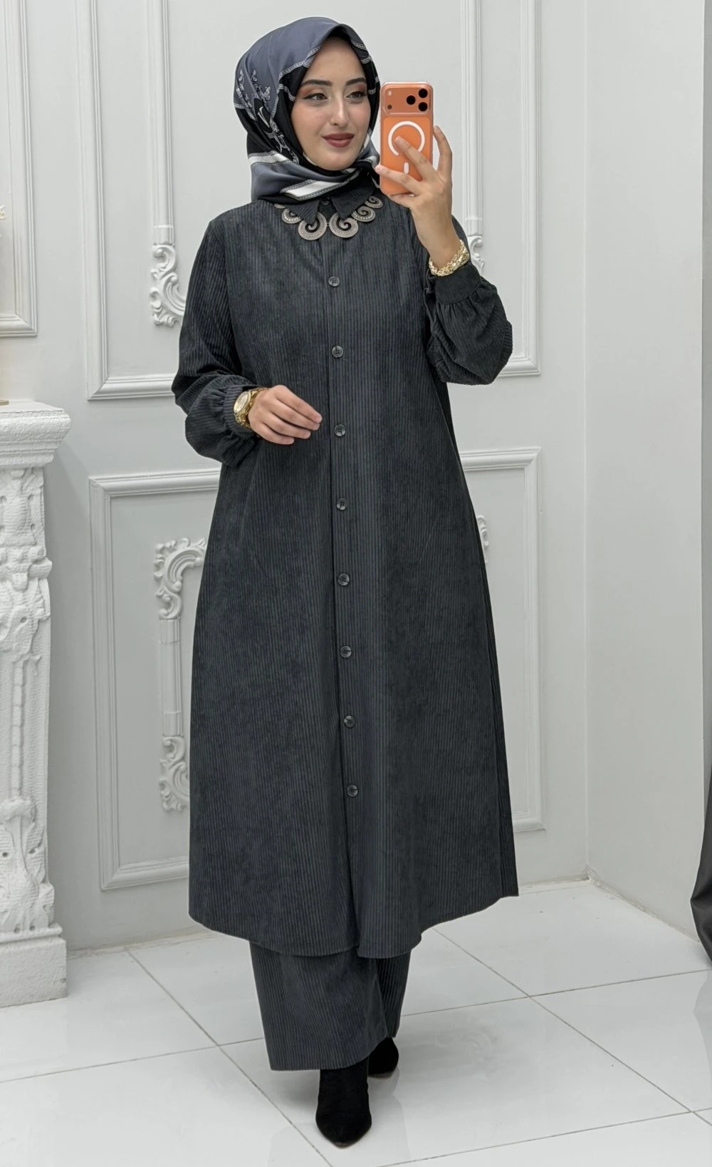 Yasemin Takım Antrasit