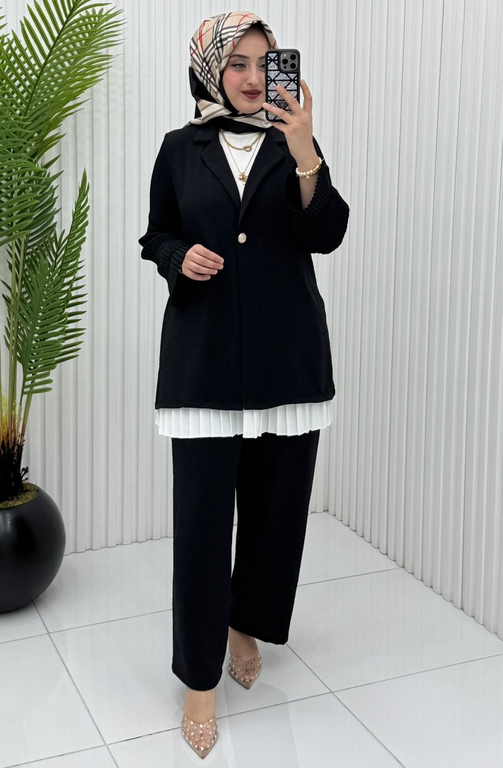Burcu Takım Siyah