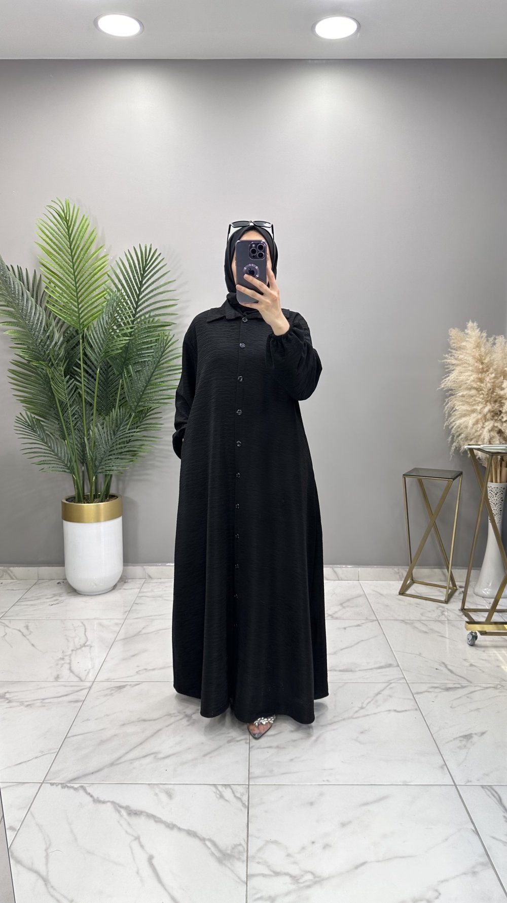 Sahra Ferace Siyah