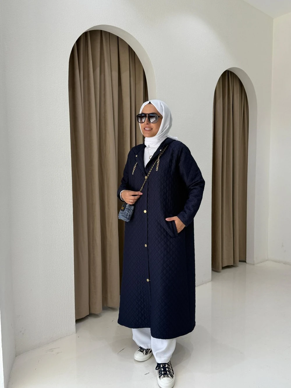 Kapüşonlu Capitone Mont 