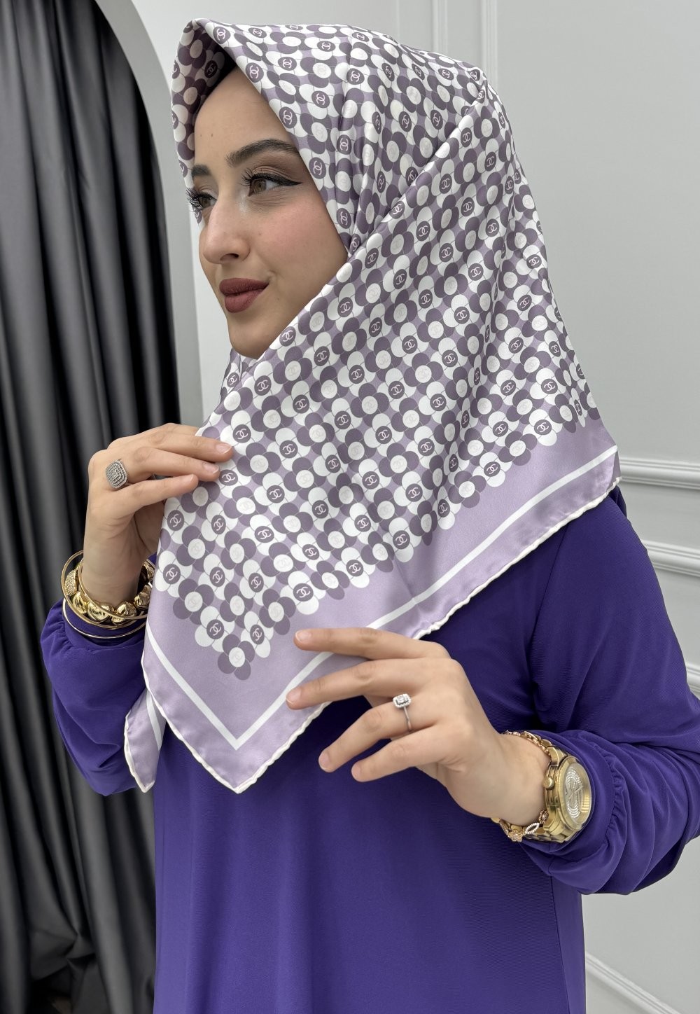 YF1157 Lila