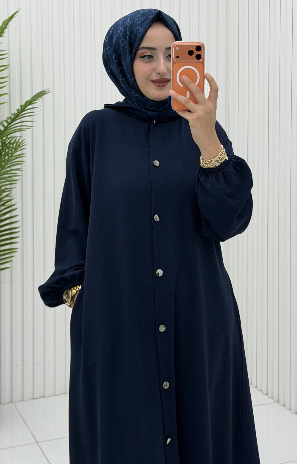 Sibel Ferace Lacivert
