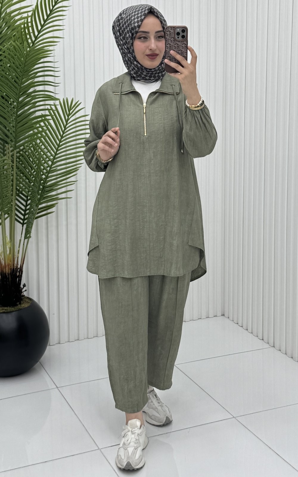 Lina Takım Haki