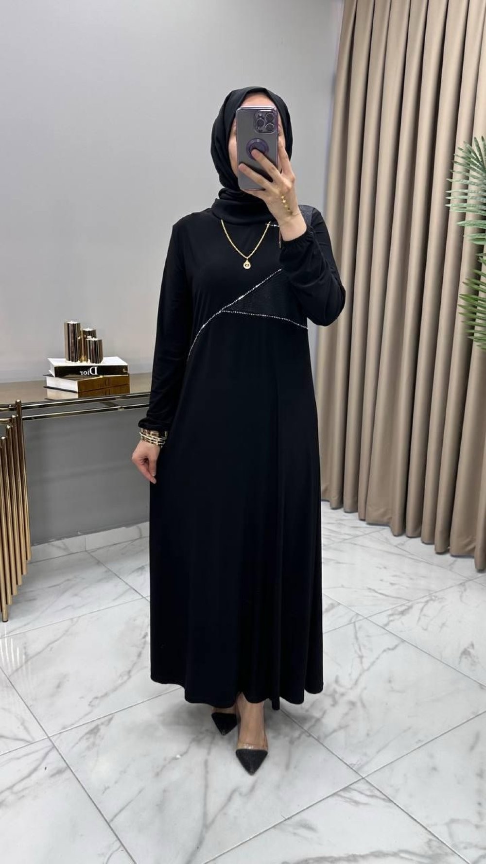 Gülbin Taş Deri Detaylı Elbise 
