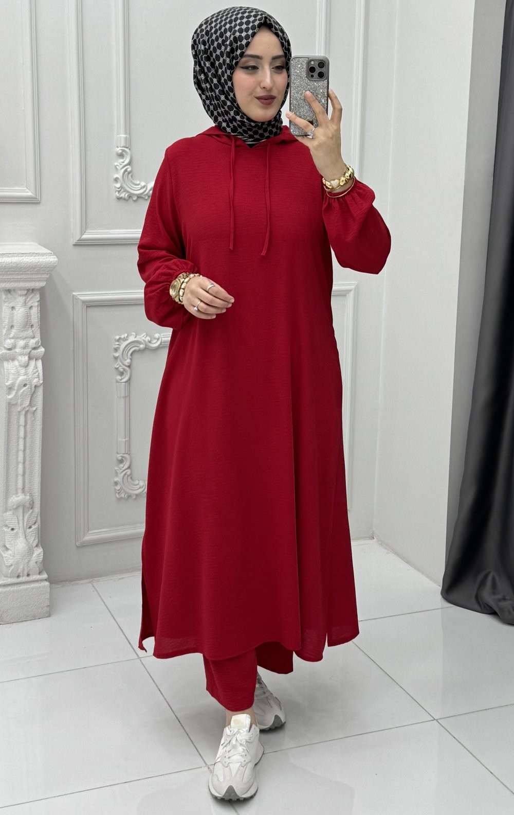 Nisa Takım Kırmızı