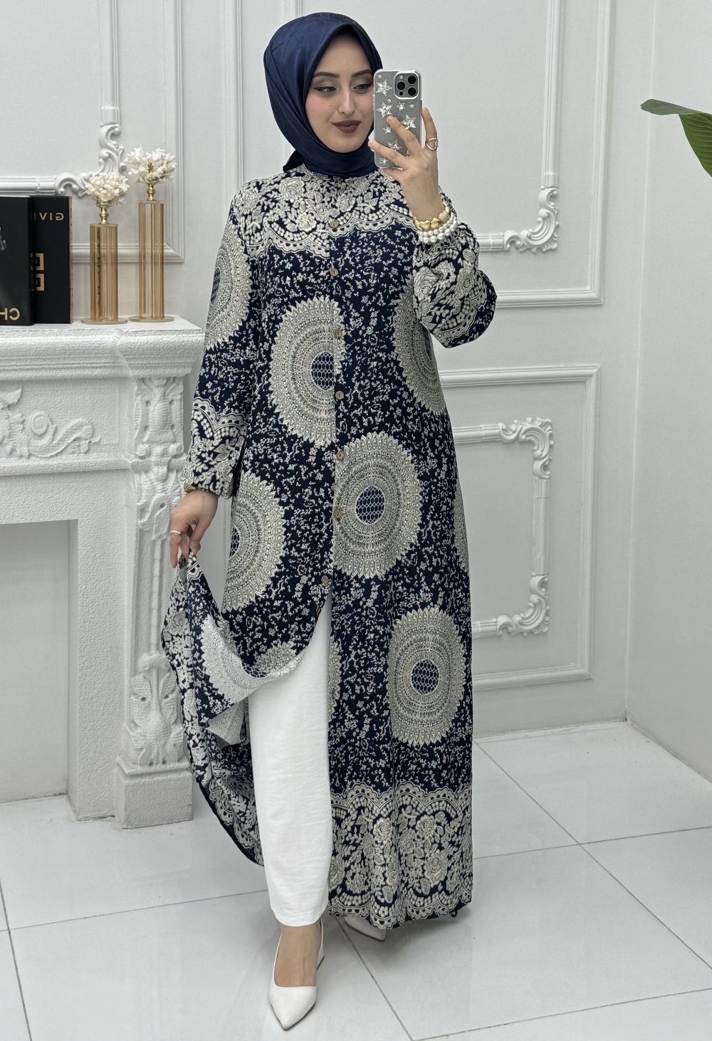 Leyla Takım Lacivert