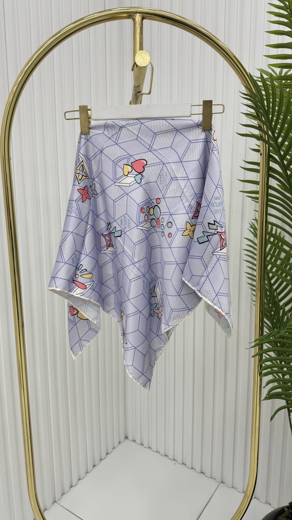 YF1155 Lila