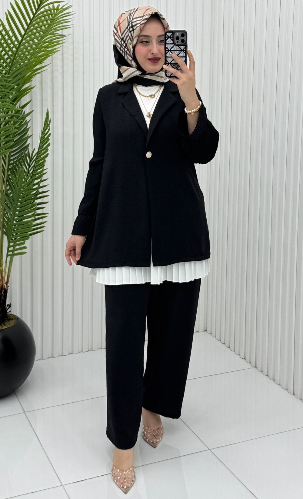 Burcu Takım Siyah