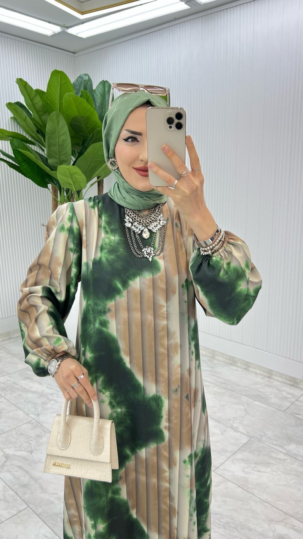 Zümrüt Pelin Elbise Tesettür Giyim