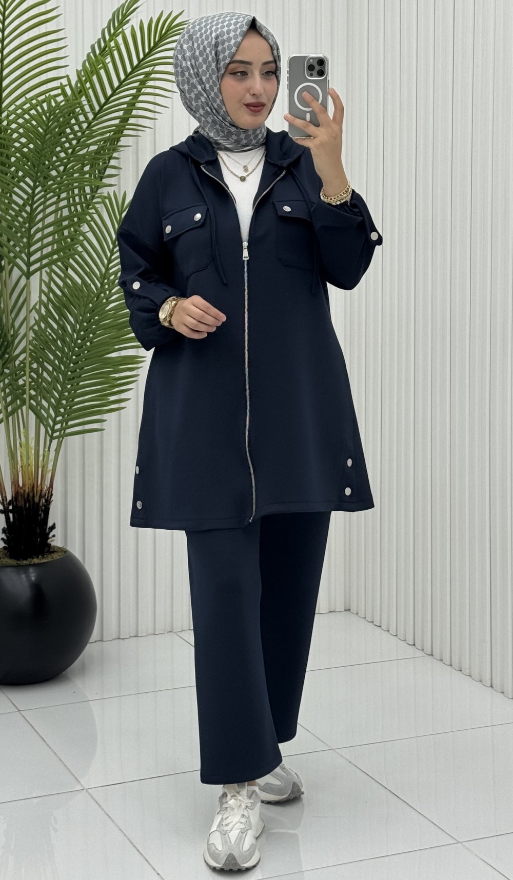 Elisa Takım Lacivert
